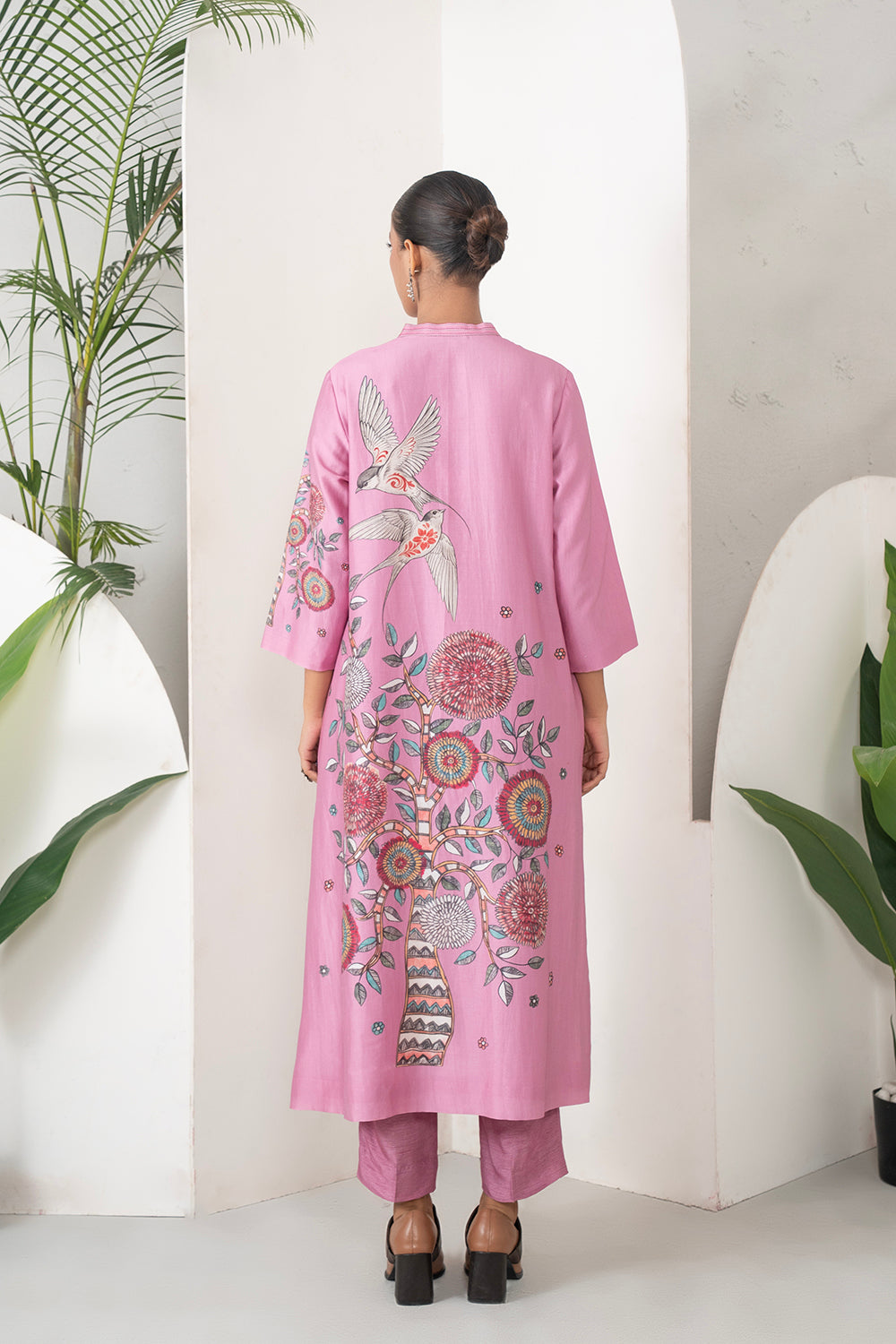 Salmon Pink Silk Chanderi Printed Intricate Bird And Floral Printed Tunic Set (2 PCS)