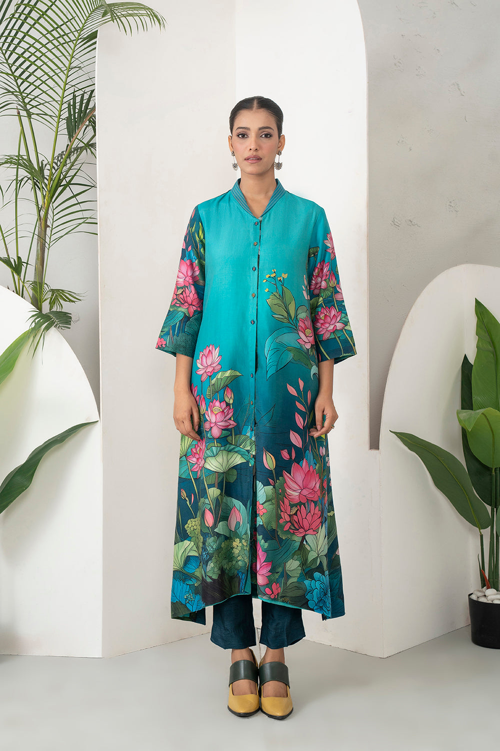 Aqua Fades Into Deep Blue Silk Chanderi Lush Lotus Printed Dress Set (3 PCS)