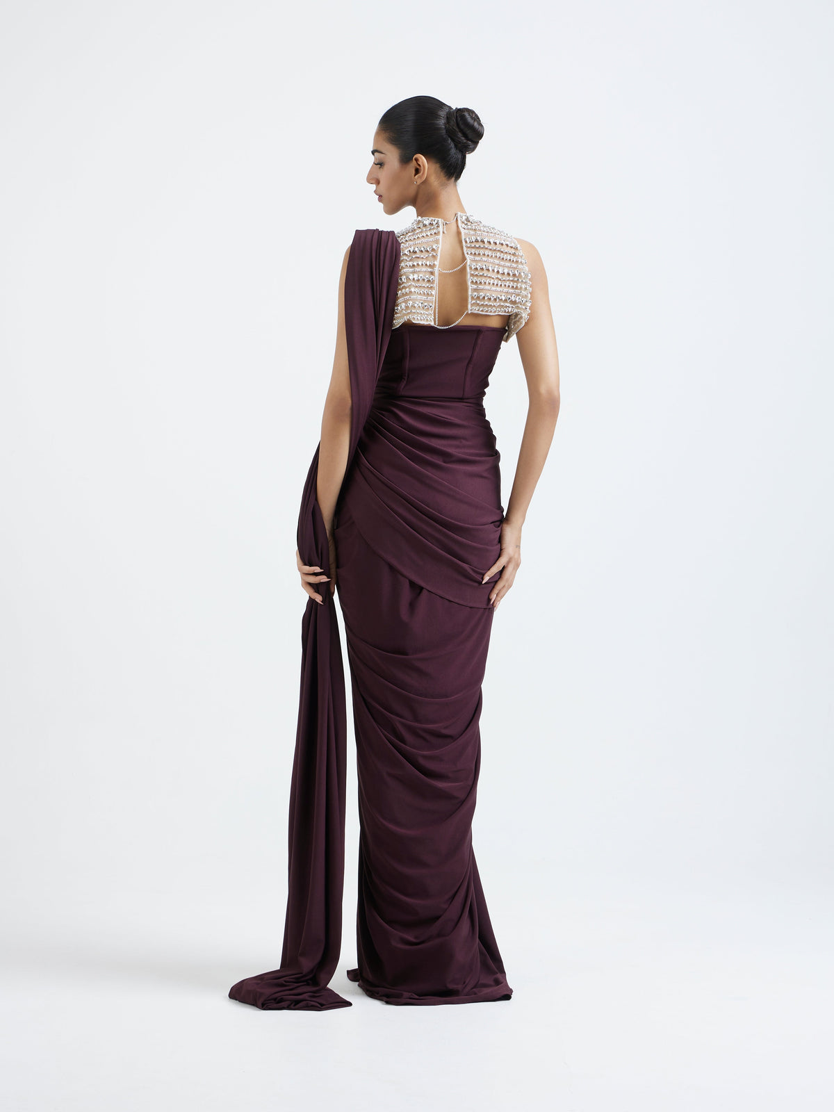Shanaya base + Detachable pallu & overlay