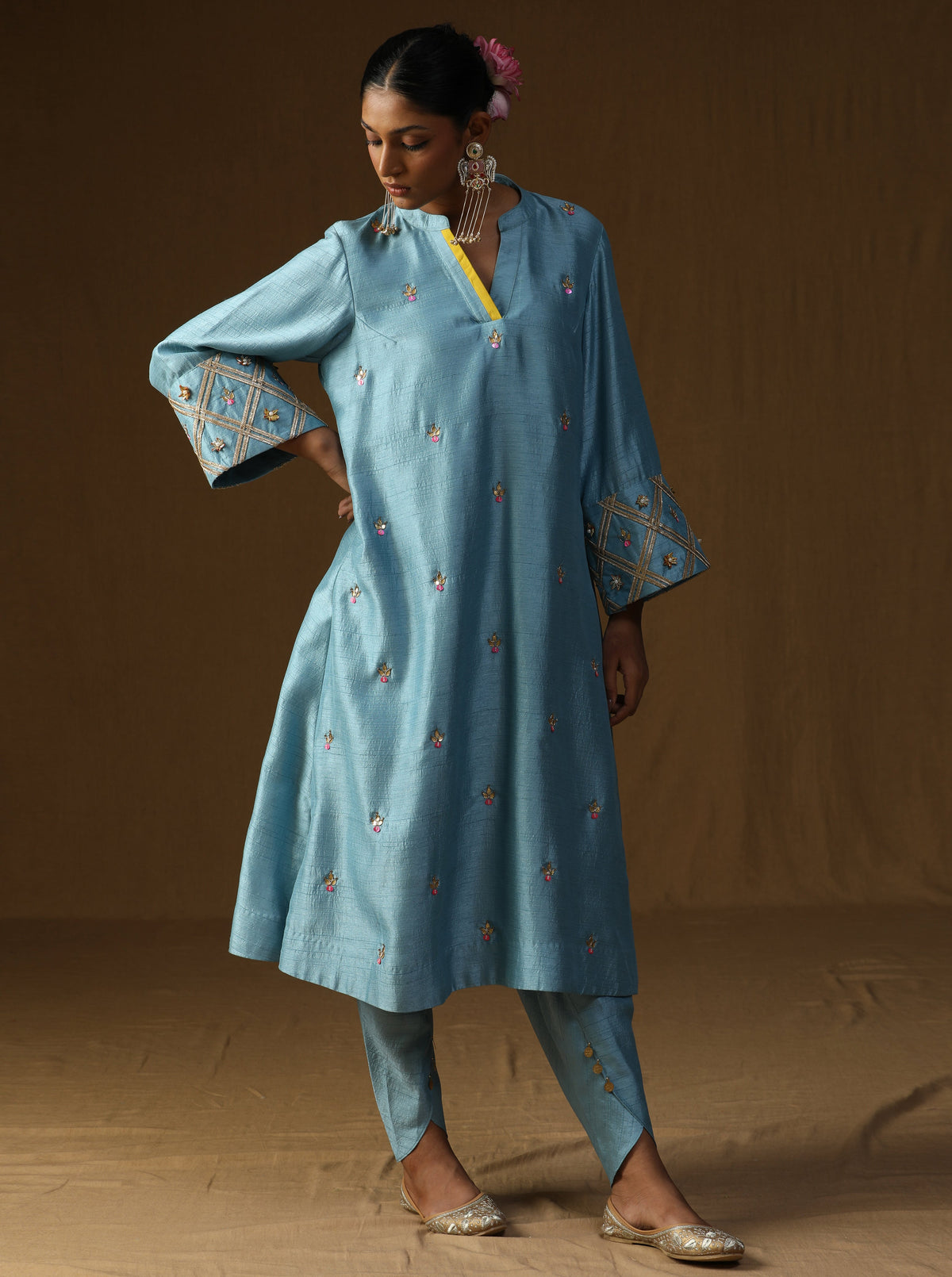 Chitra – Komal Firozi Embroidered Suit Set
