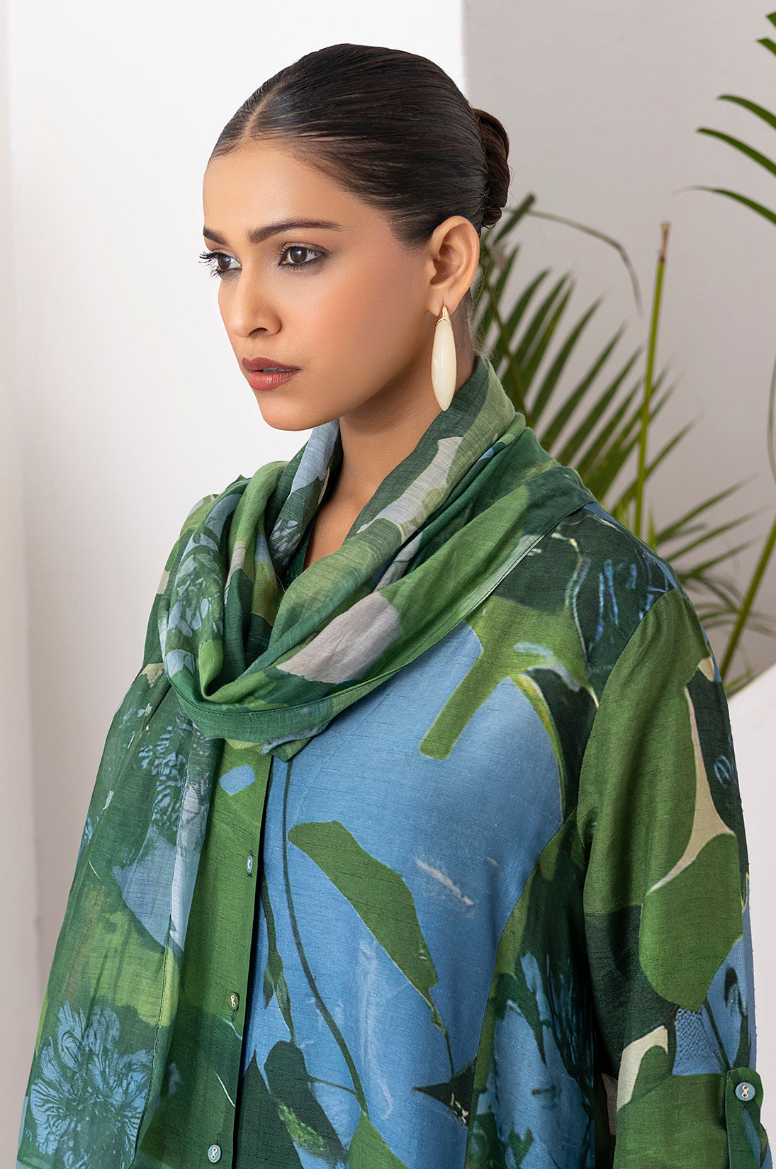 Green & Blue Thin Chanderi Printed Stole  (1 PC)