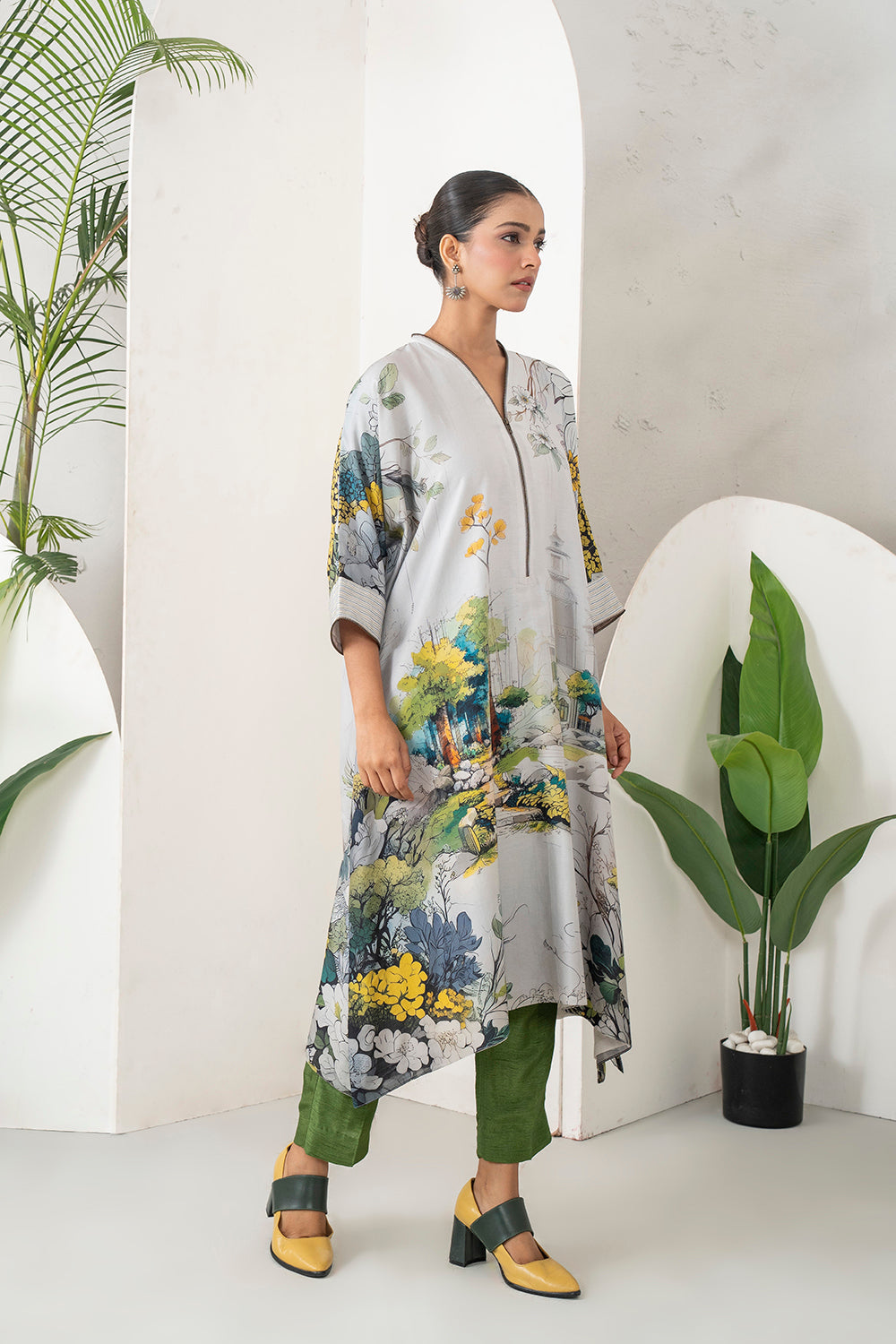 Grey Silk Chanderi Painterly Landscape Printed Zippered Dress Set (2 PCS)