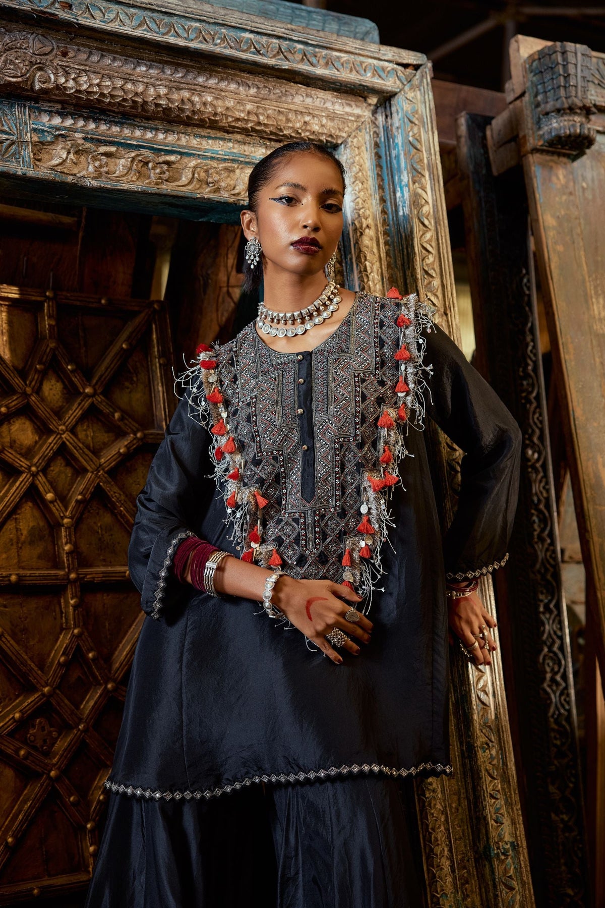 GHARARA AND BOXY FIT KURTA