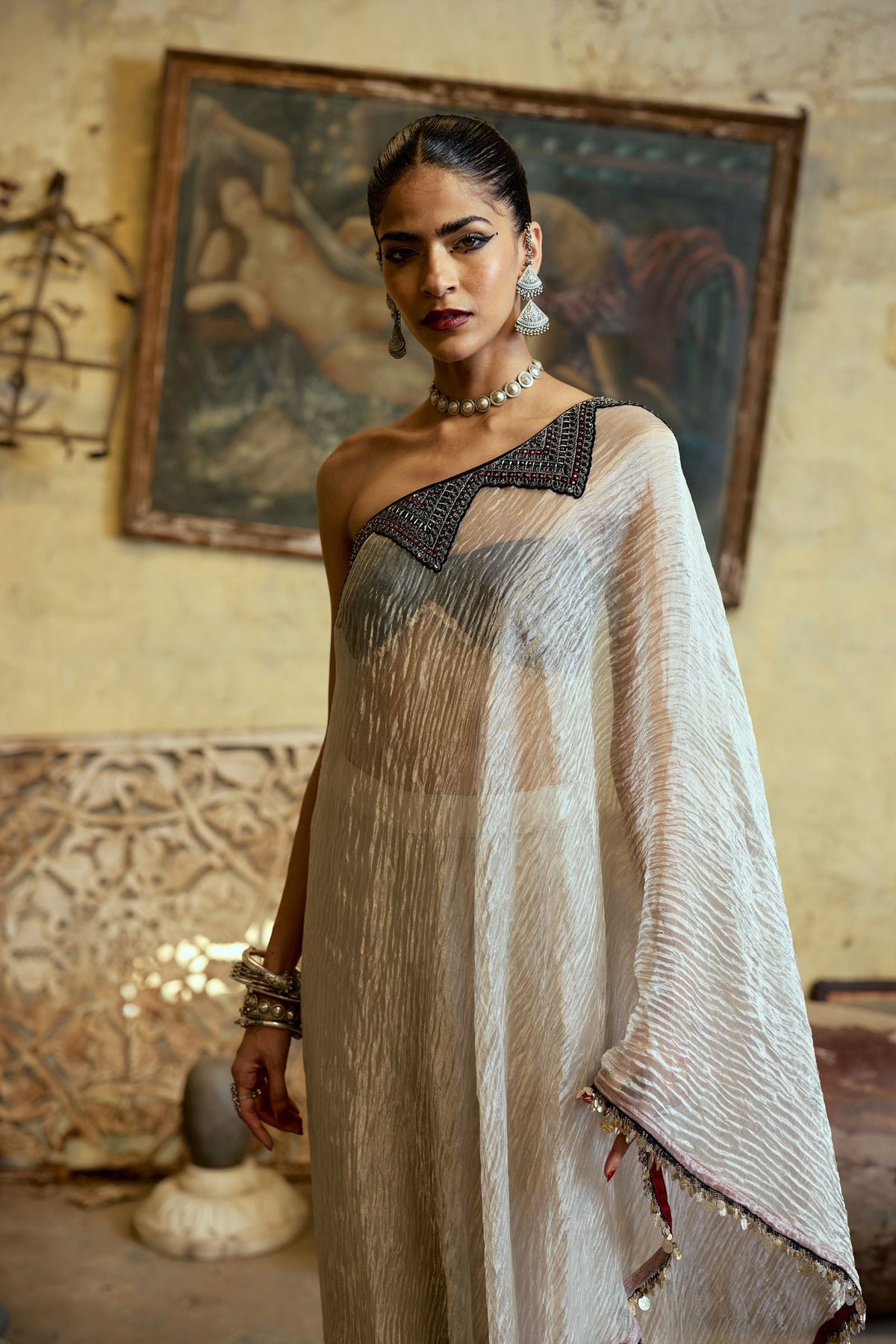 OFF SHOULDERED CAPE SET