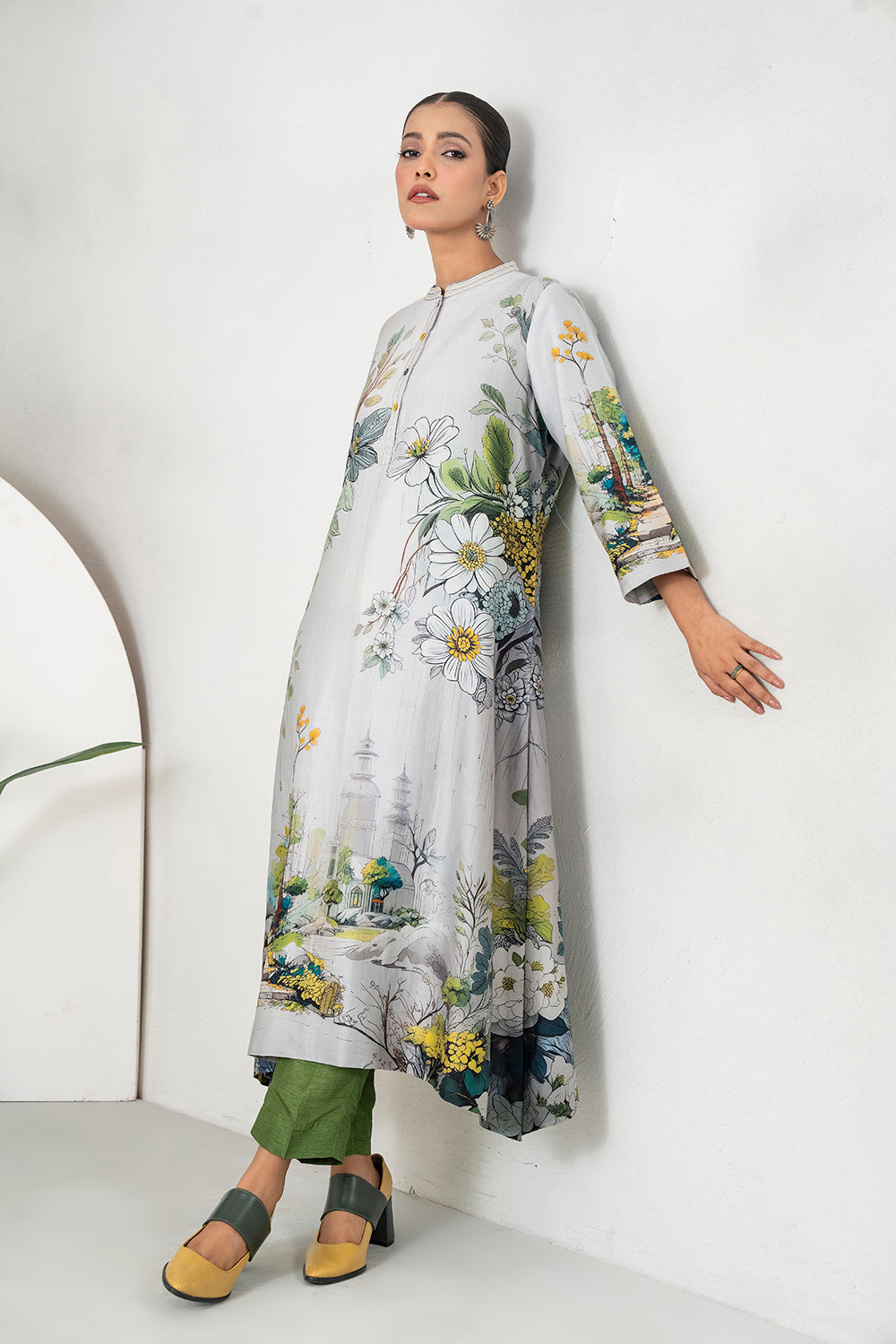 Grey Silk Chanderi Painterly Landscape Printed Tunic Set (2 PCS)