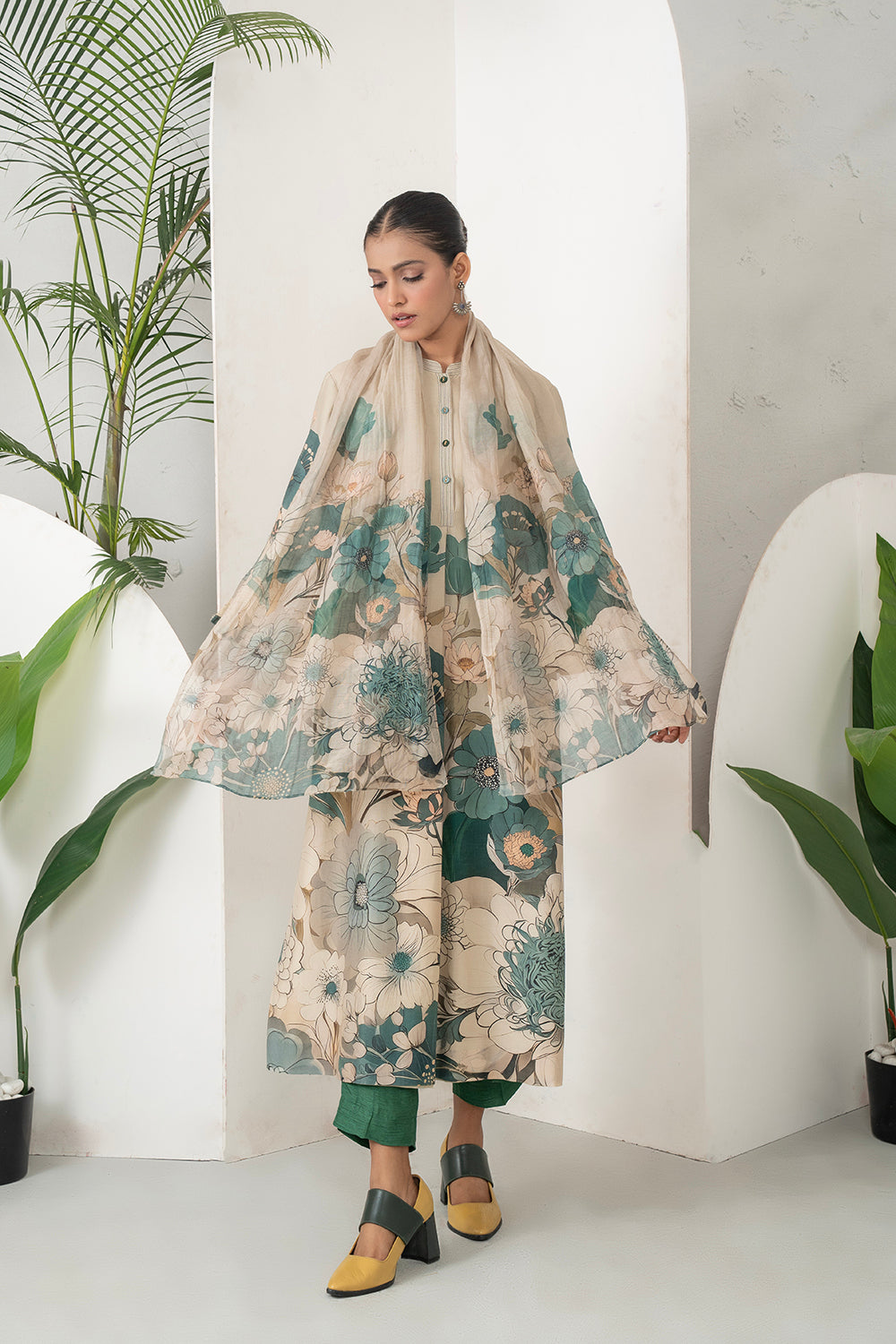 Beige Silk Chanderi Delicate Floral Artwork Printed Tunic Set (2 PCS)