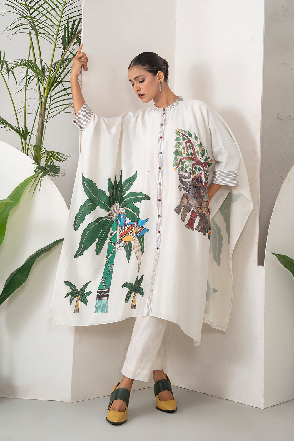Ivory Silk Chanderi Elephant And Tropical Foliage Printed Kaftan Set (3 PCS)