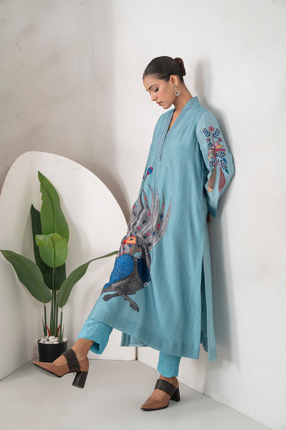 Sky Blue Silk Chanderi Striking Peacock Illustration Printed Tunic Set (2 PCS)