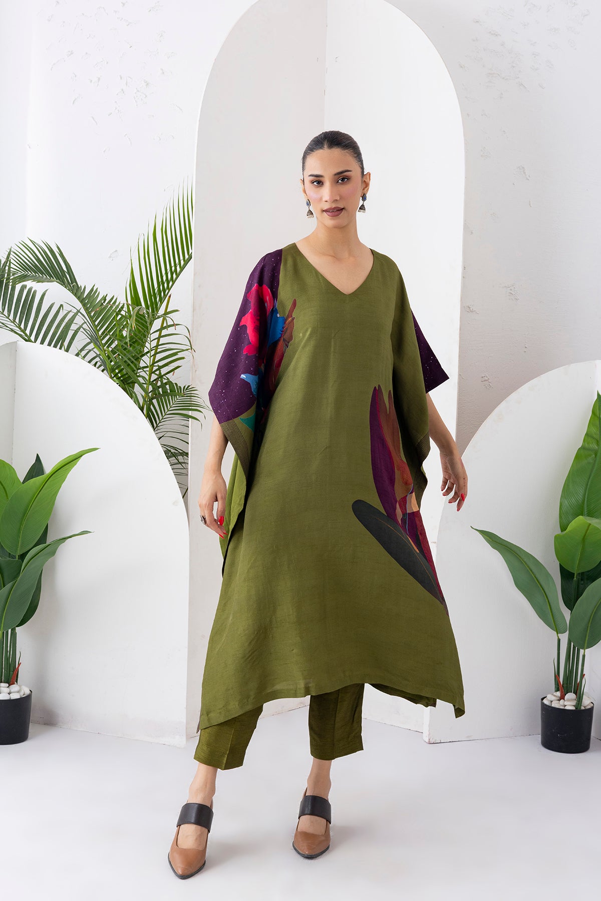 Leaf Green Viscose Dupion Printed Kaftan (1 PC)