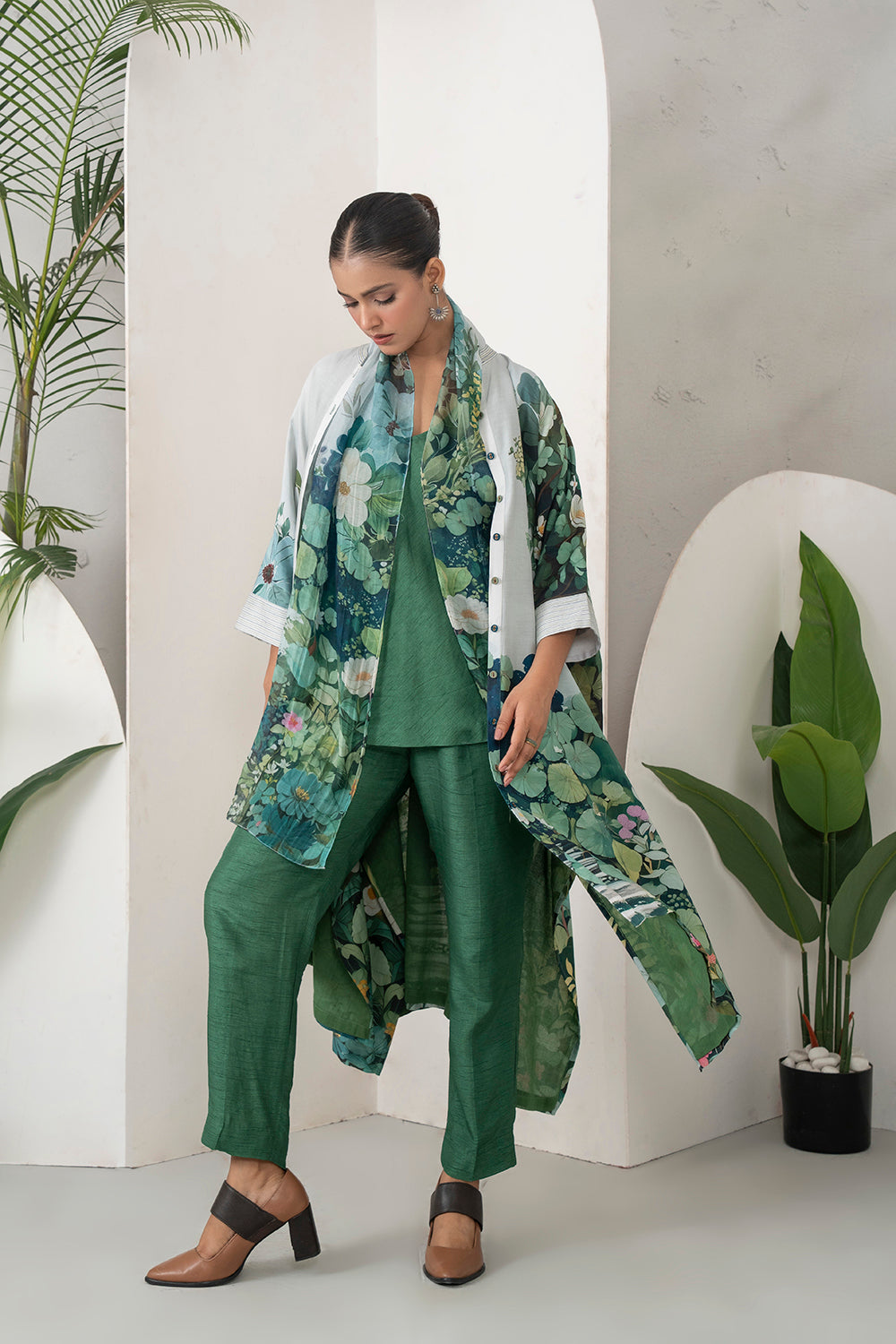 Ivory Silk Chanderi Vivid Garden Illustration Printed Kaftan Set (3 PCS)