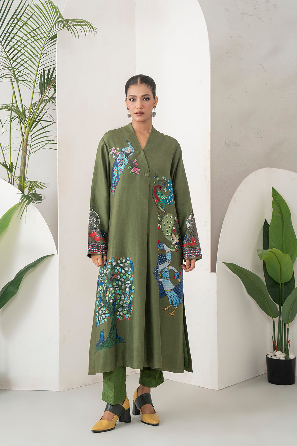 Leaf Green Silk Chanderi Front-Pleated Striking Peacock And Bird Printed Dress Set (2 PCS)