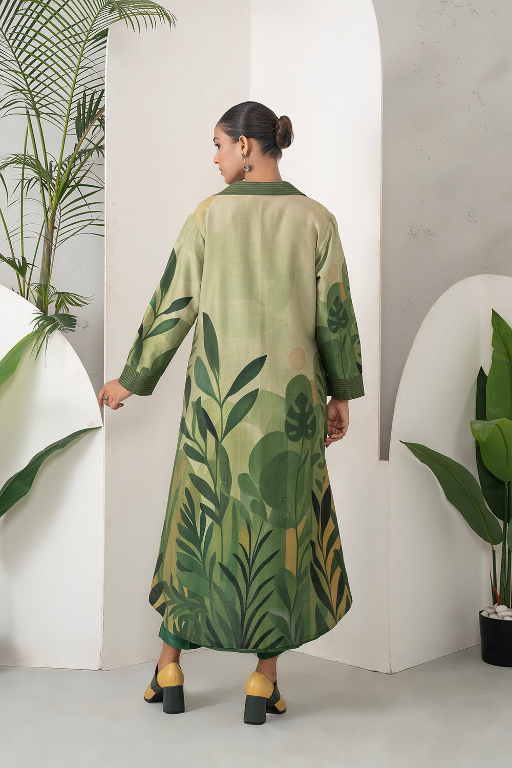 Shades Of Green Silk Chanderi Lush Jungle Printed Dress Set (3 PCS)