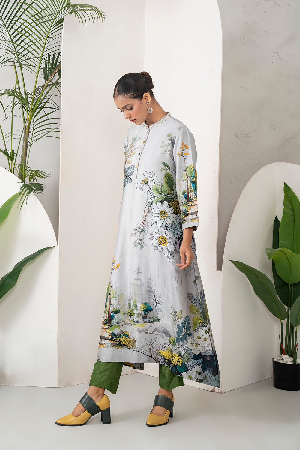 Grey Silk Chanderi Painterly Landscape Printed Tunic Set (2 PCS)
