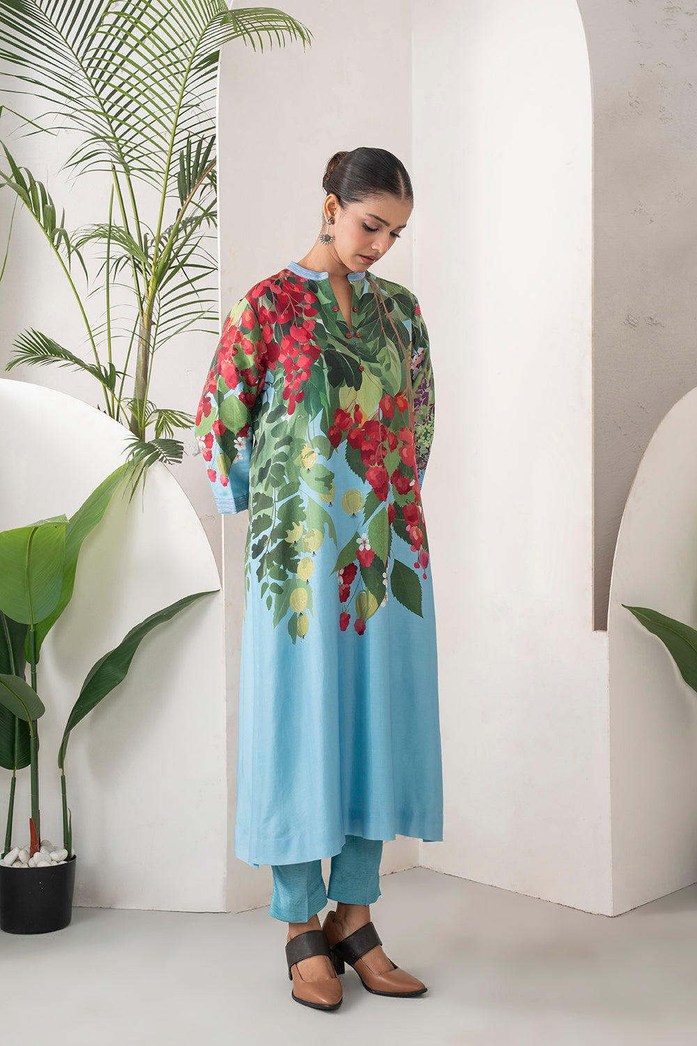 Sky Blue Silk Chanderi Berry And Leaf Illustration Printed Tunic Set (2 PCS)