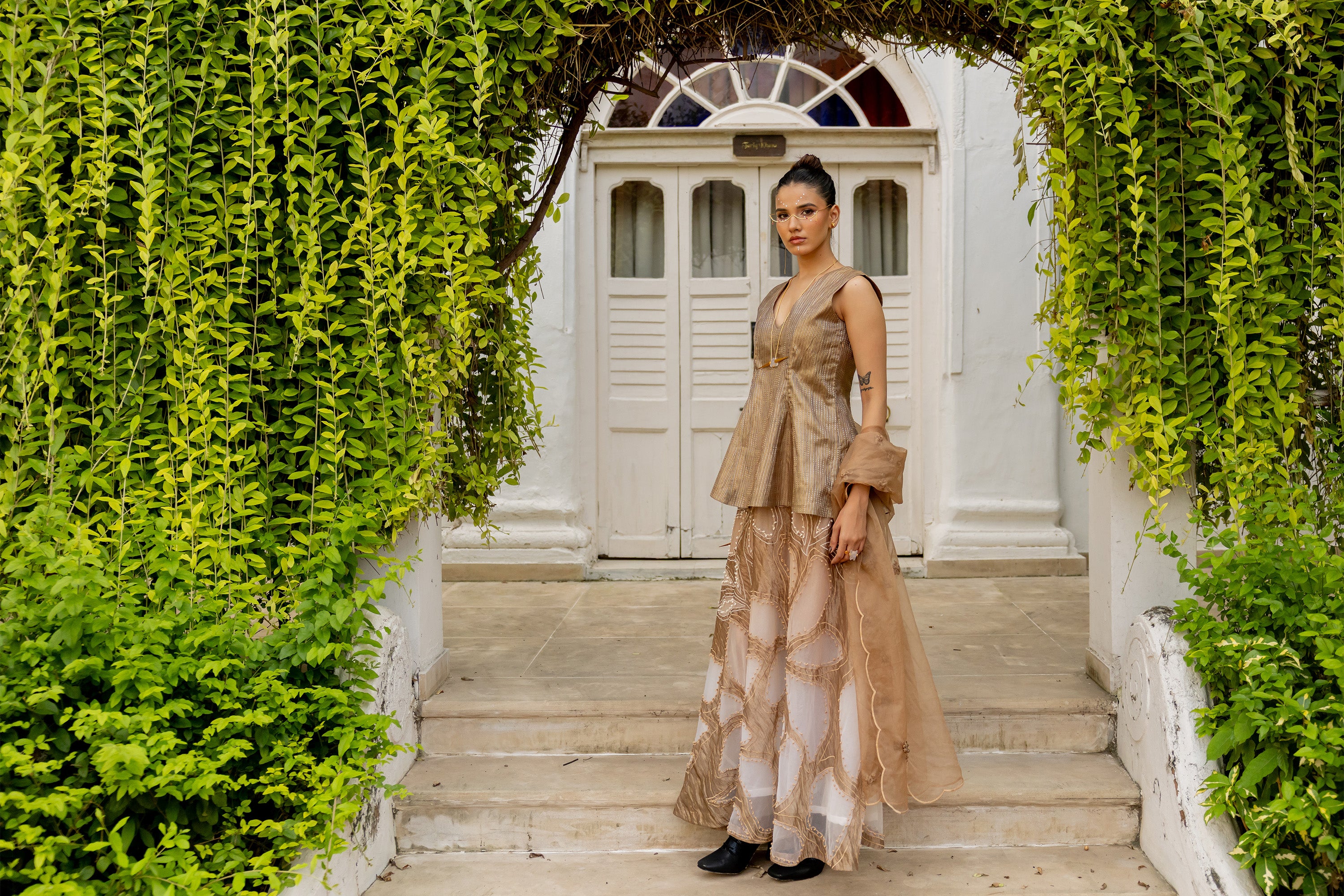 "BROWN CUTOUT SKIRT WITH EMBROIDERY ON ORGANZA  (JULIA)"