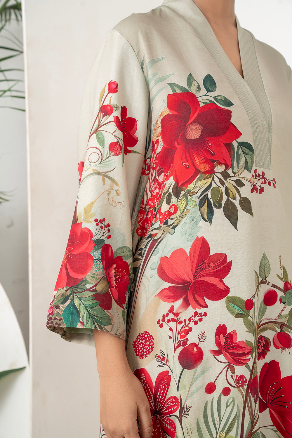 Beige Silk Chanderi Elegant Floral Printed Tunic Set (2 PCS)