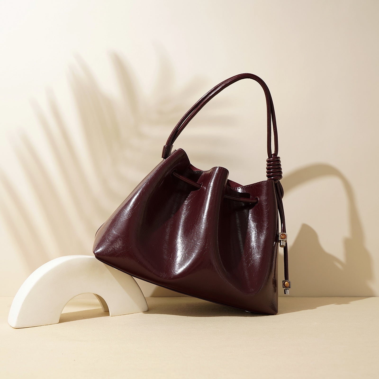 Terra- Ladies leather Satchel Bag, col. bordo