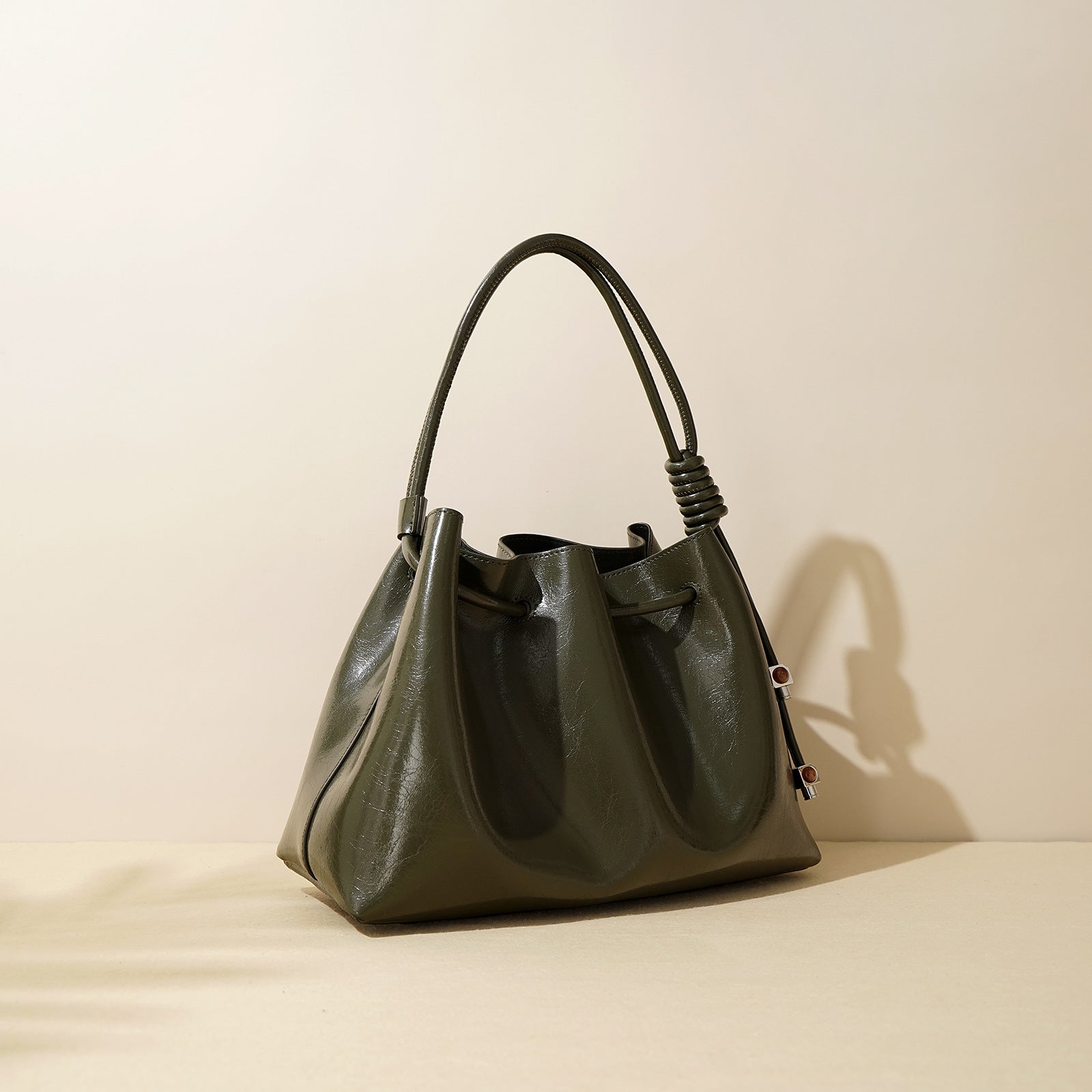 Terra- Ladies leather Satchel Bag, col. olive