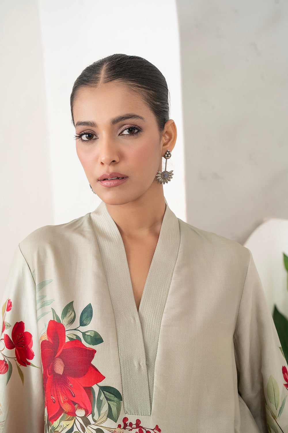 Beige Silk Chanderi Elegant Floral Printed Tunic Set (2 PCS)