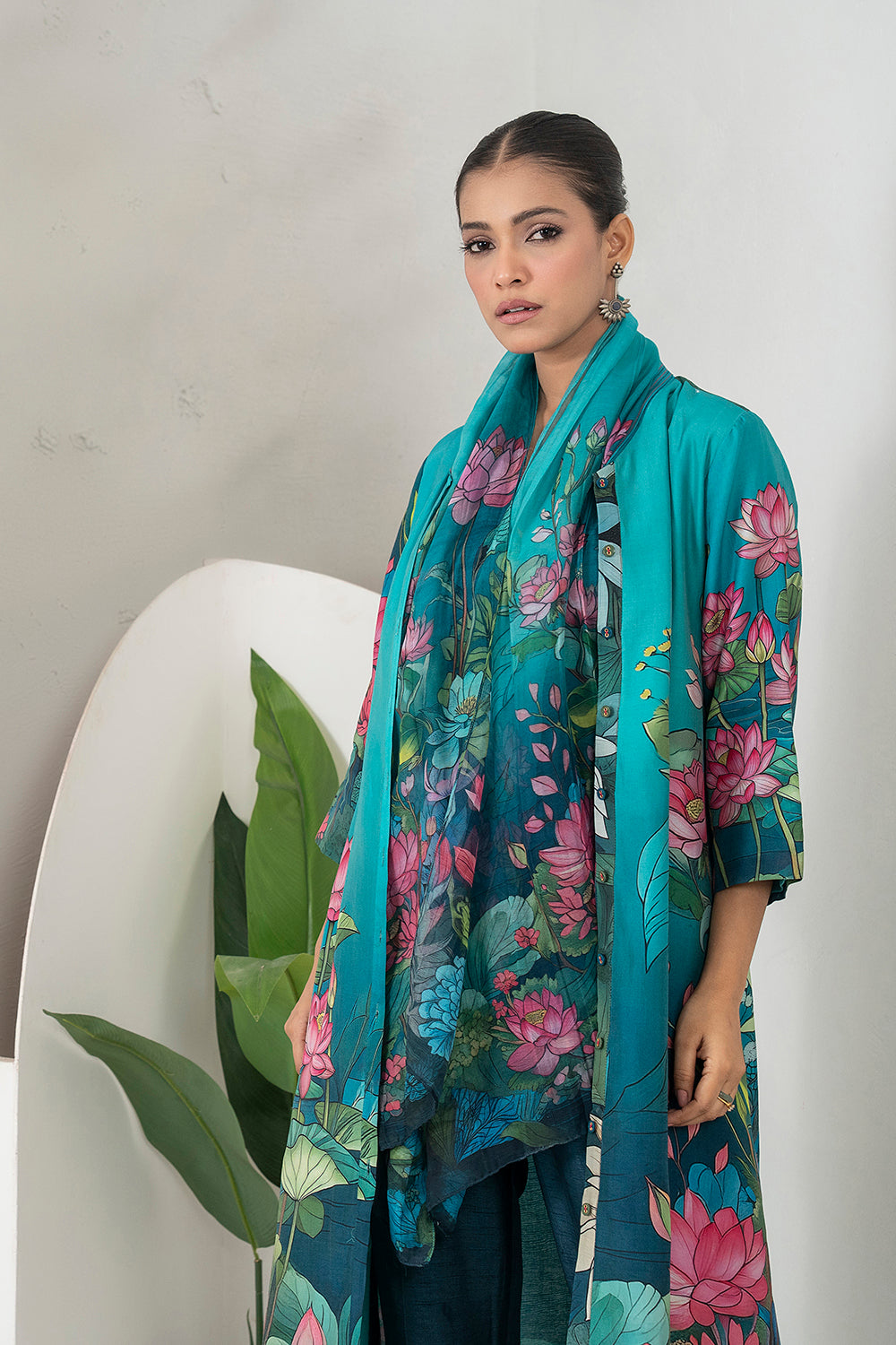 Aqua Fades Into Deep Blue Silk Chanderi Lush Lotus Printed Dress Set (3 PCS)
