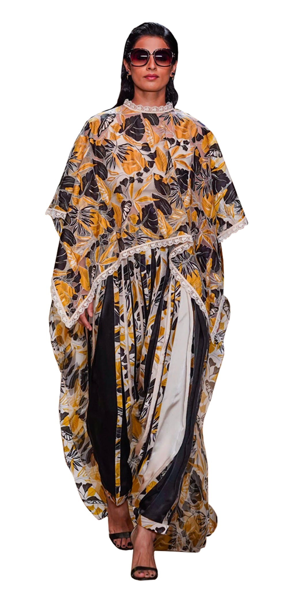 Appliqué salvar and cape