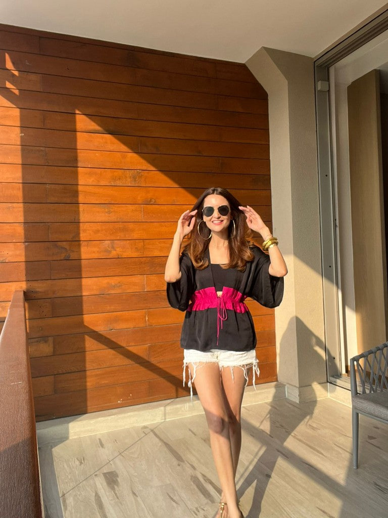 Black-Wine Short Cape
