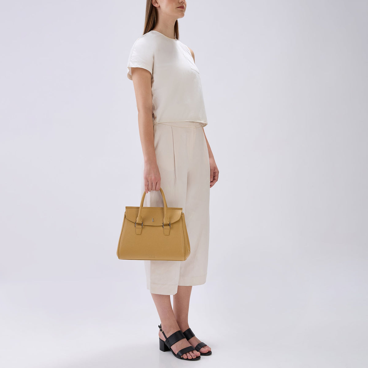 COCO SATCHEL MEDIUM PEBBLE BISQUE