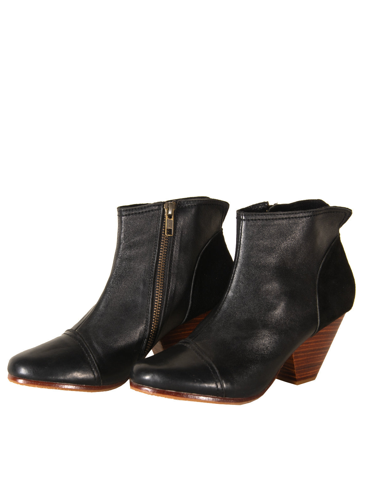 Carine Boot