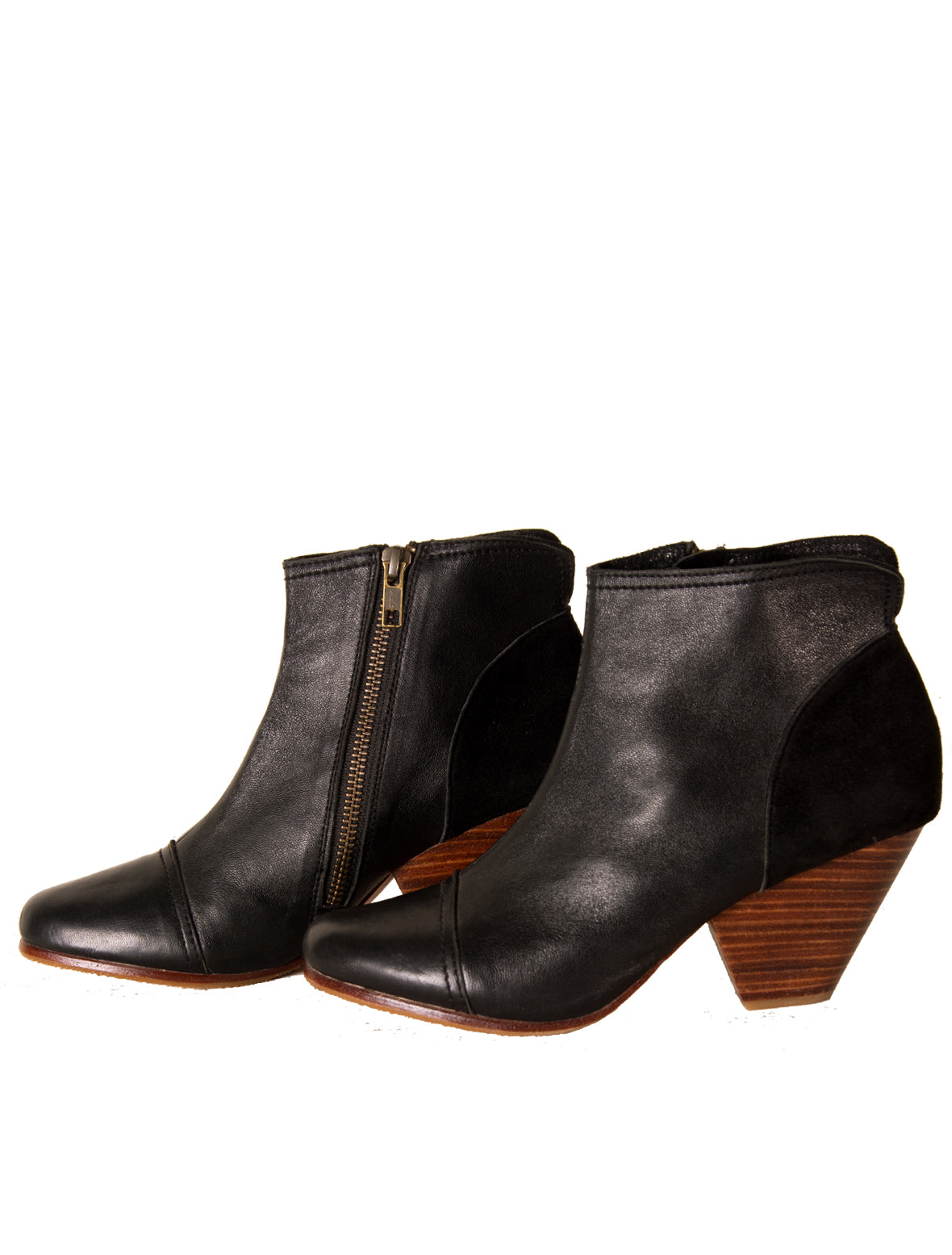 Carine Boot