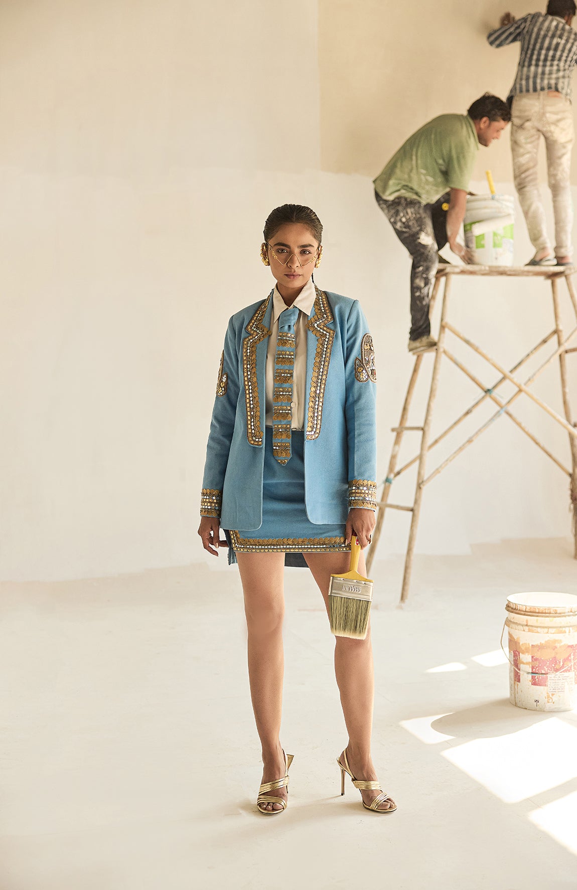 DENIM BLAZER DENIM TIE DENIM SHORT SKIRT KOTA DORIA SHIRT