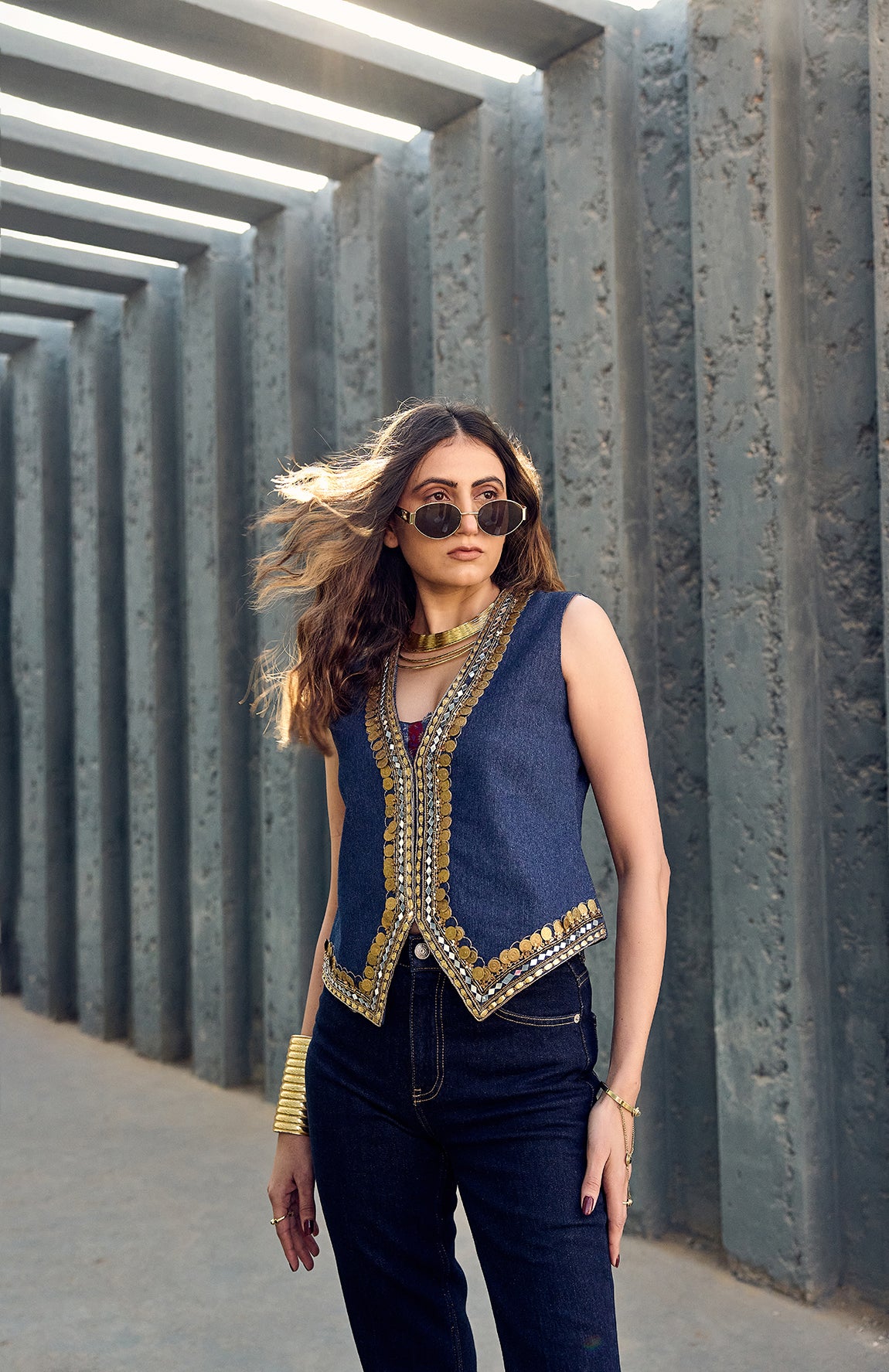 DARK DENIM WAIST COAT