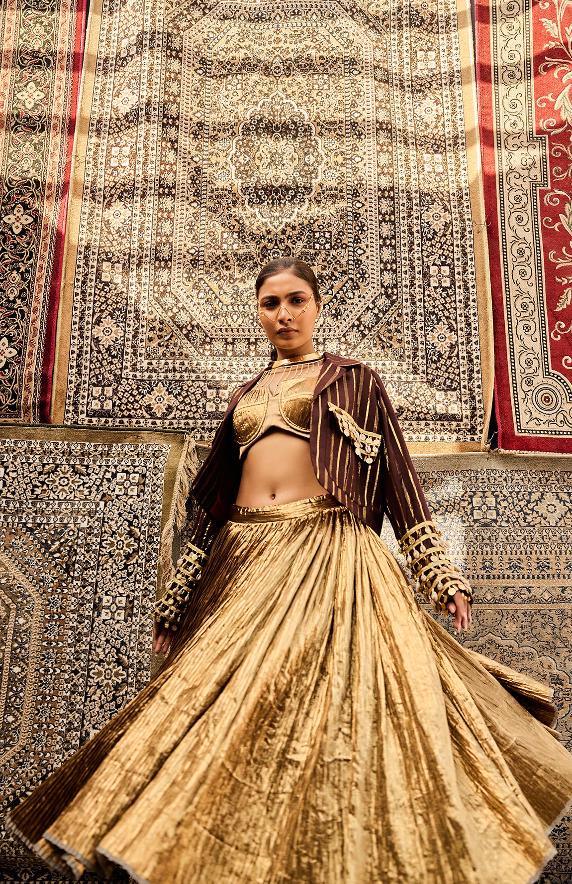 COTTON BROWN  JACKET  SILK JACQUARD BUSTIER CRUSHED SKIRT