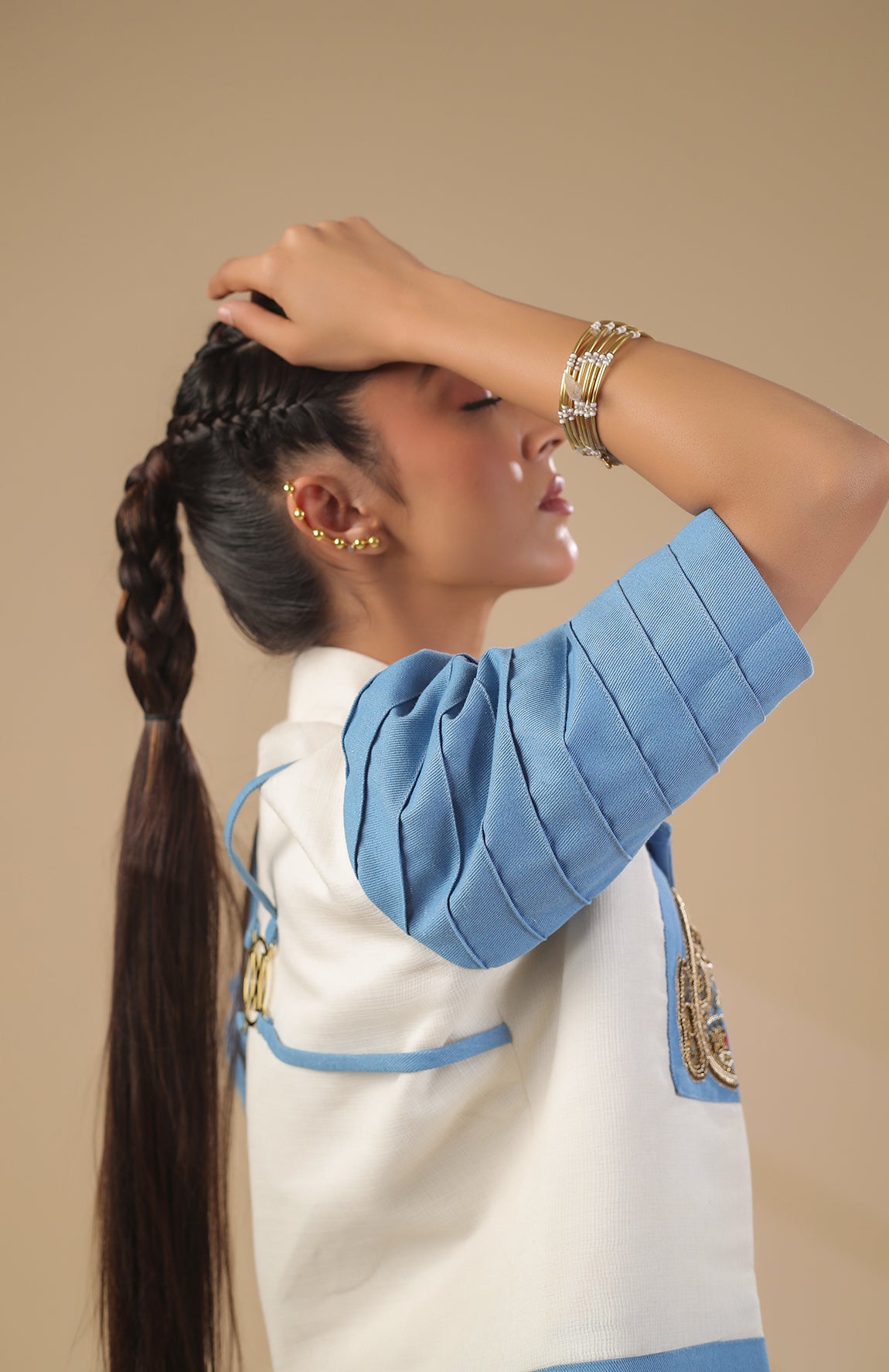 KOTA DORIA JACKET  GOLD BRALETTE WITH KOTA DORIA SKIRT