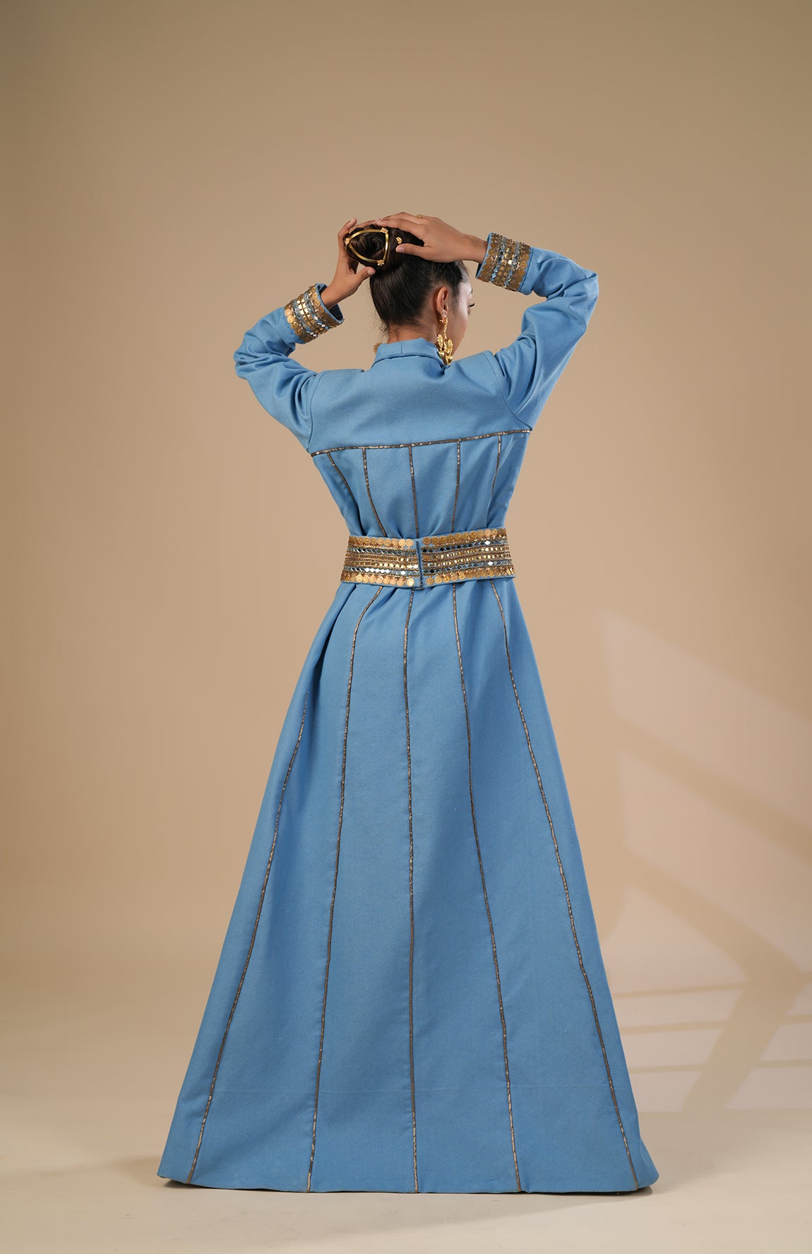 HAND PAINT KOTA DORIA DRESS AND DENIM TRENCH COAT WITH BELT