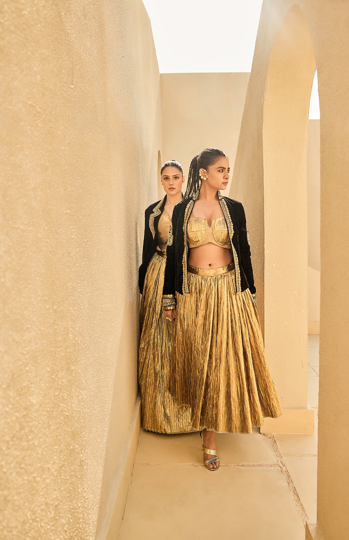 VELVET JACKET SILK JACQUARD BUSTIER CRUSHED SKIRT