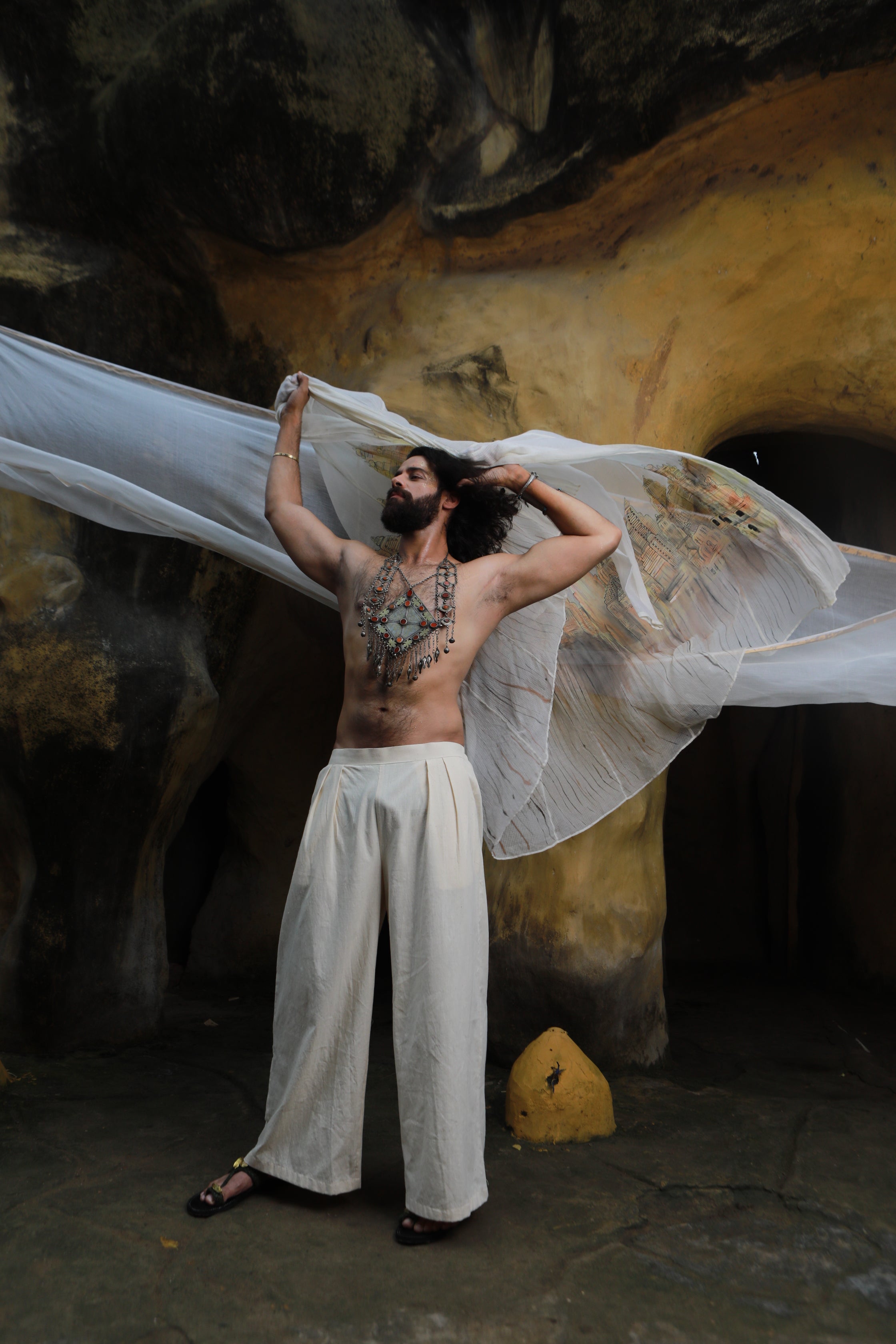 DEVI DRAPE MENS KOTA DORIA HAND PAINTED SHRUG WITH KHADI SHORT KURTA AND PANTS