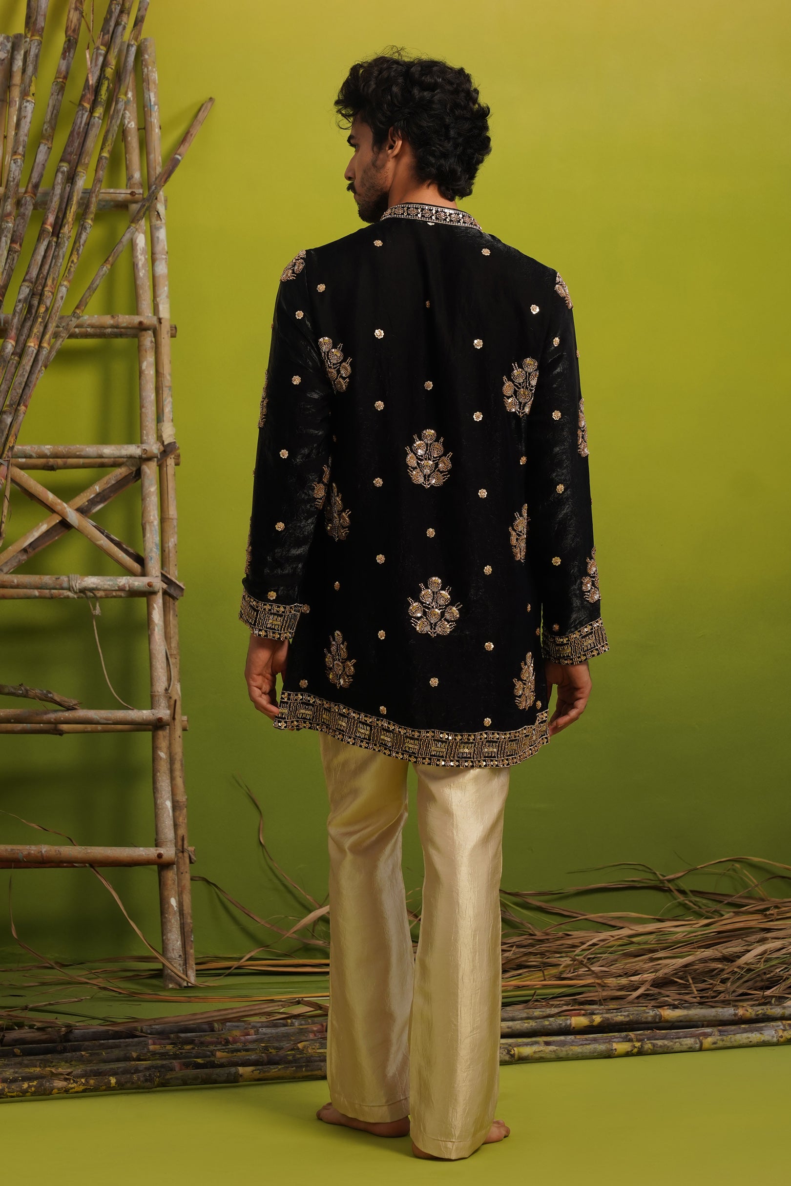 TAJ BLACK SHORT KURTA SET