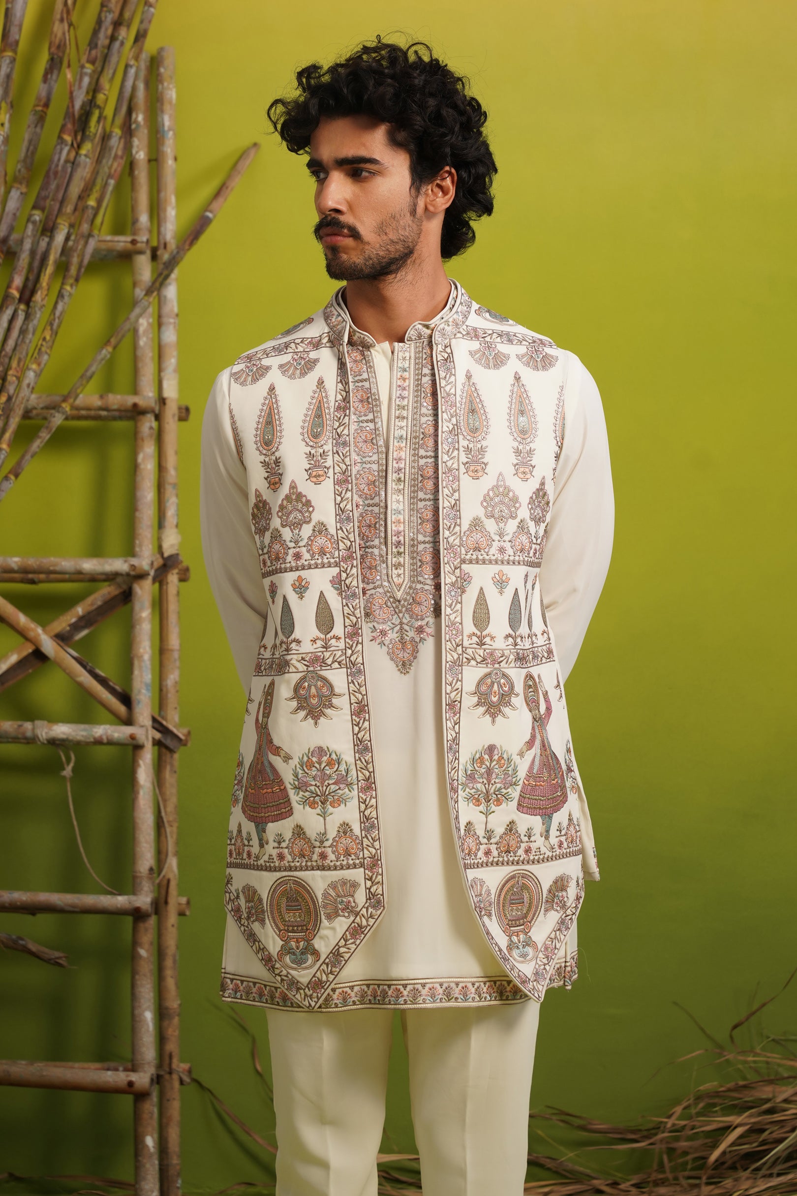 KATHAKALI IVORY SHORT KURTA JACKET SET