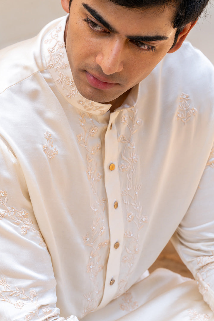 DASTARKHWAN KURTA