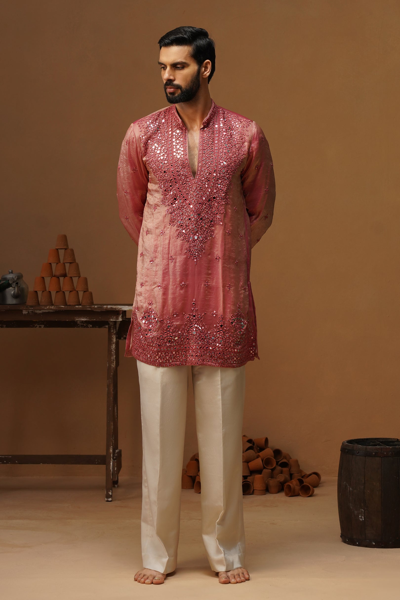 ARYA PINK  V NECK SHORT KURTA SET