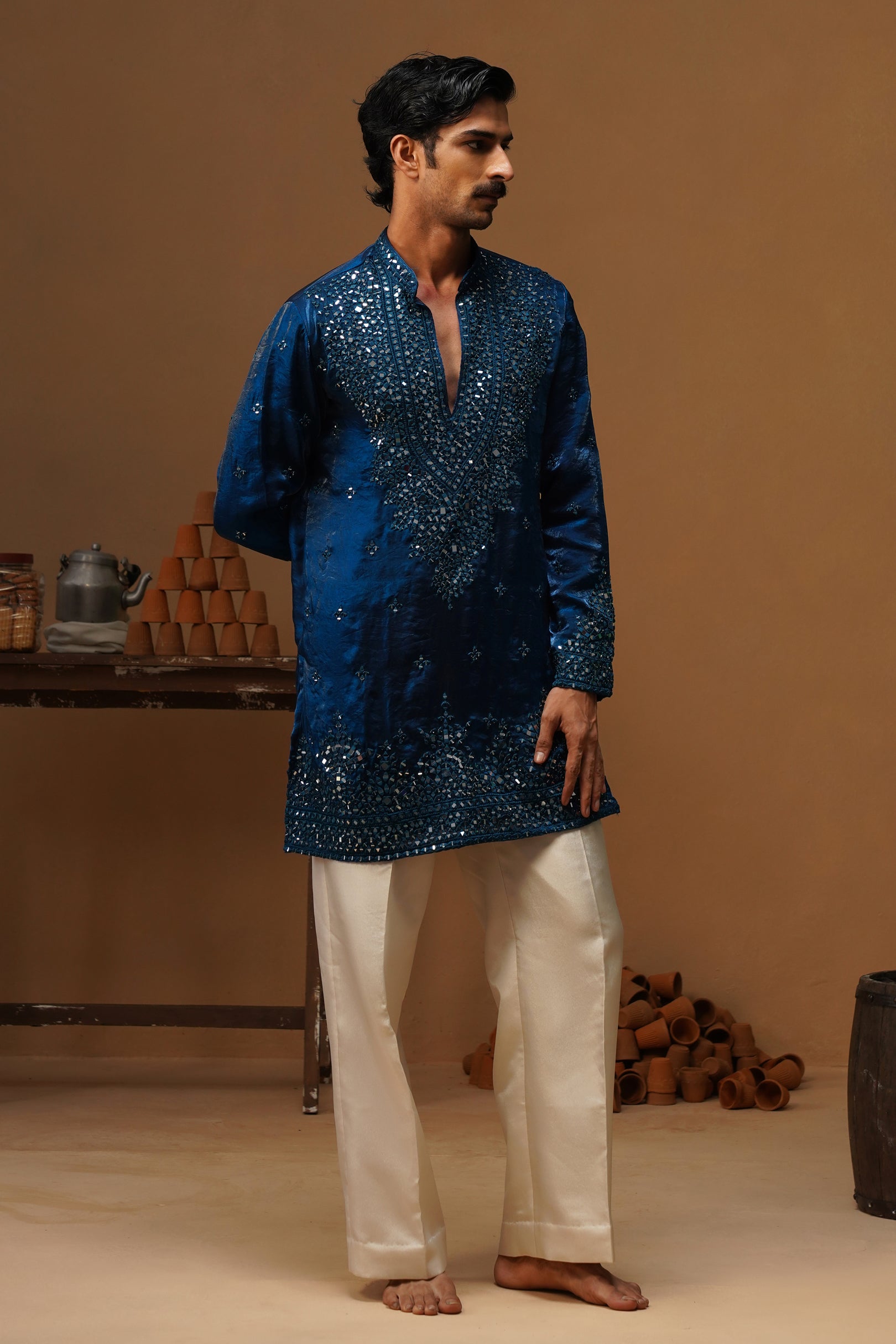 ARYA BLUE  V NECK SHORT KURTA SET