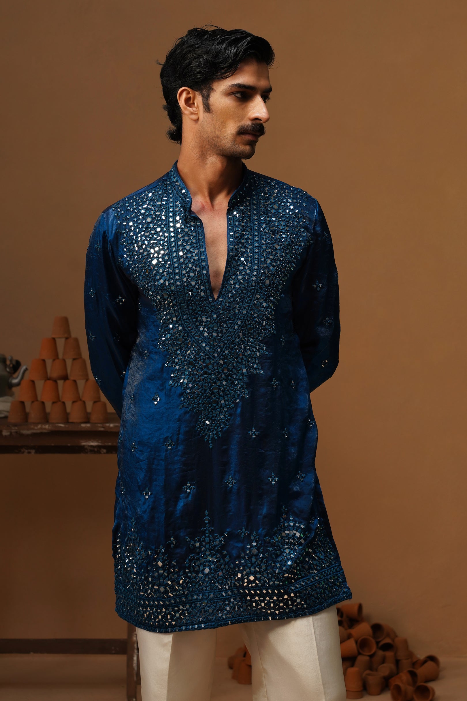 ARYA BLUE  V NECK SHORT KURTA SET