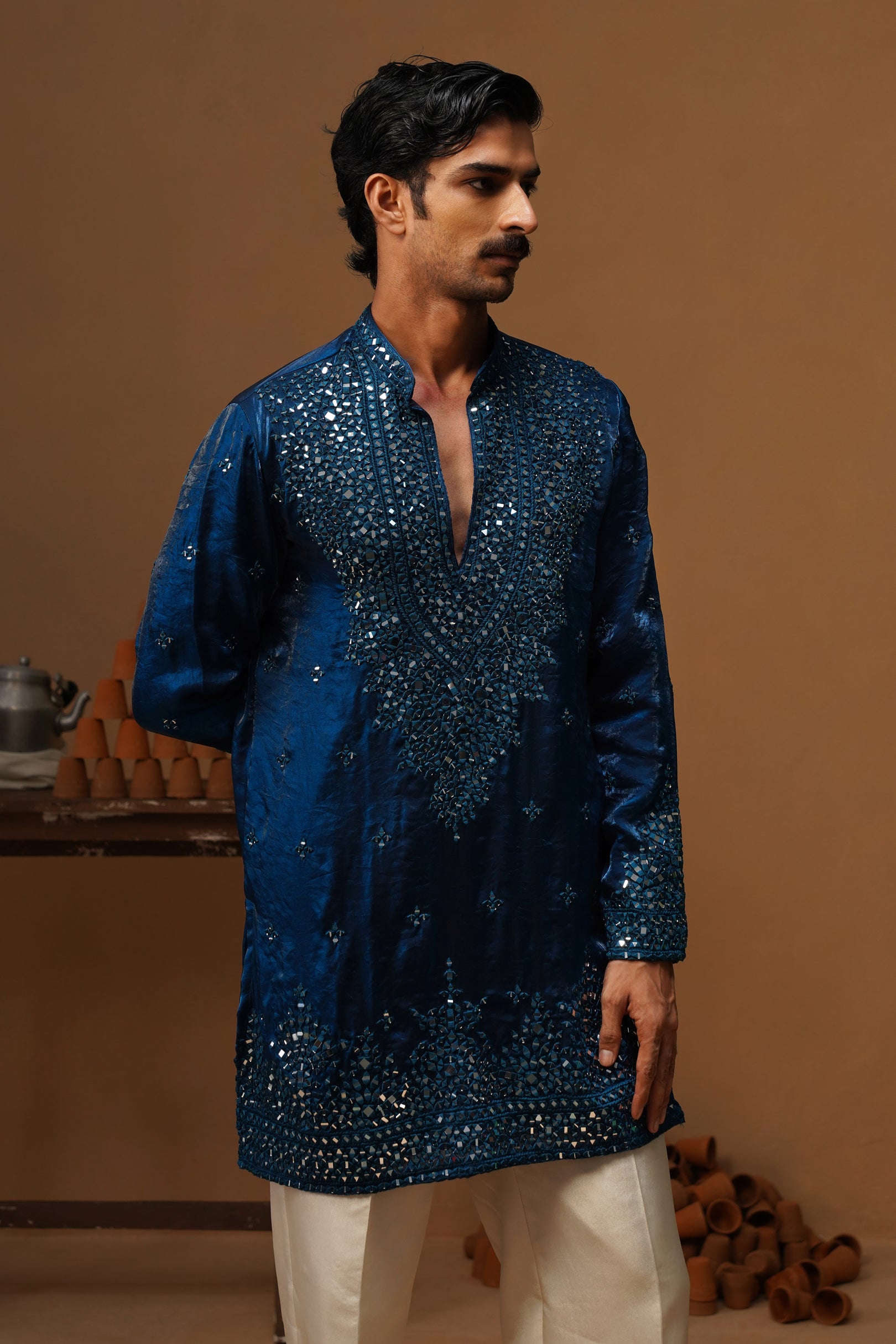 ARYA BLUE  V NECK SHORT KURTA SET