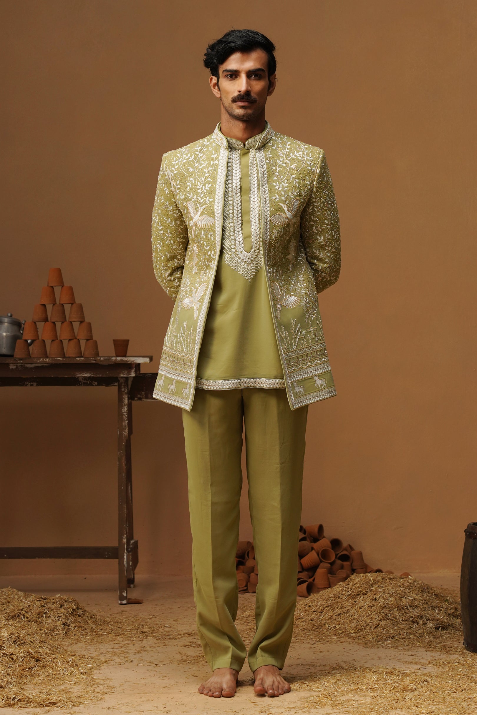 FARUKH MEHENDI JODHPURI SET
