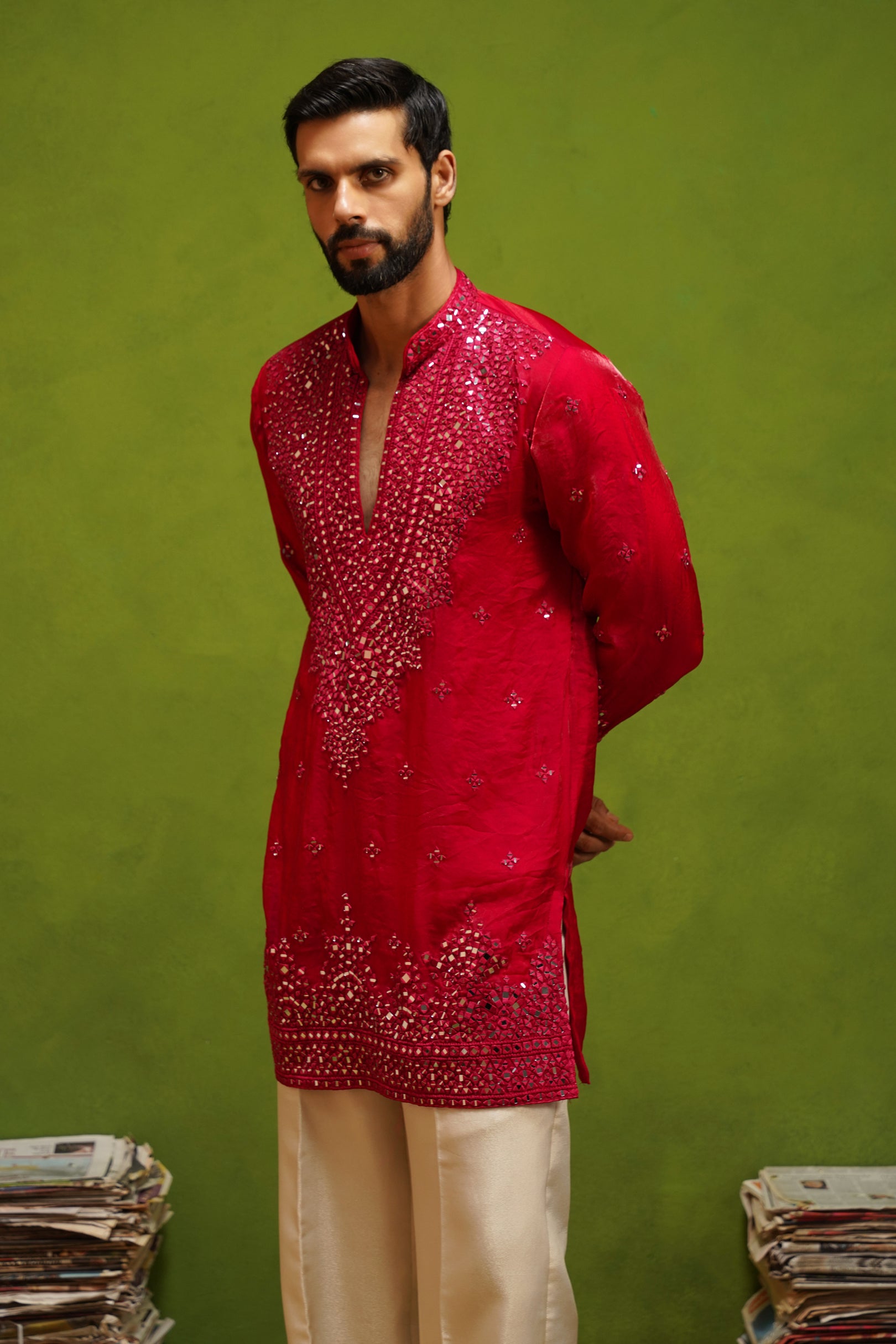 ARYA RANI PINK  V NECK SHORT KURTA SET