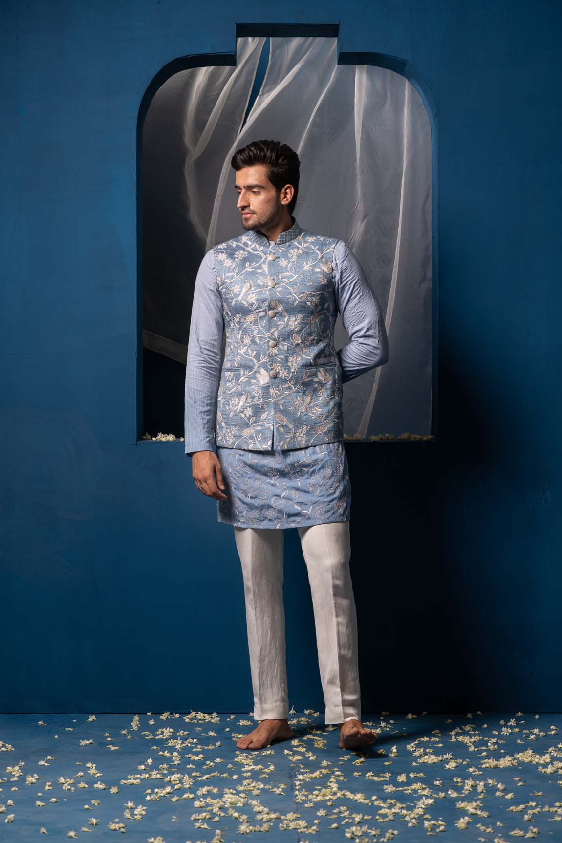 Tarang Bandi set