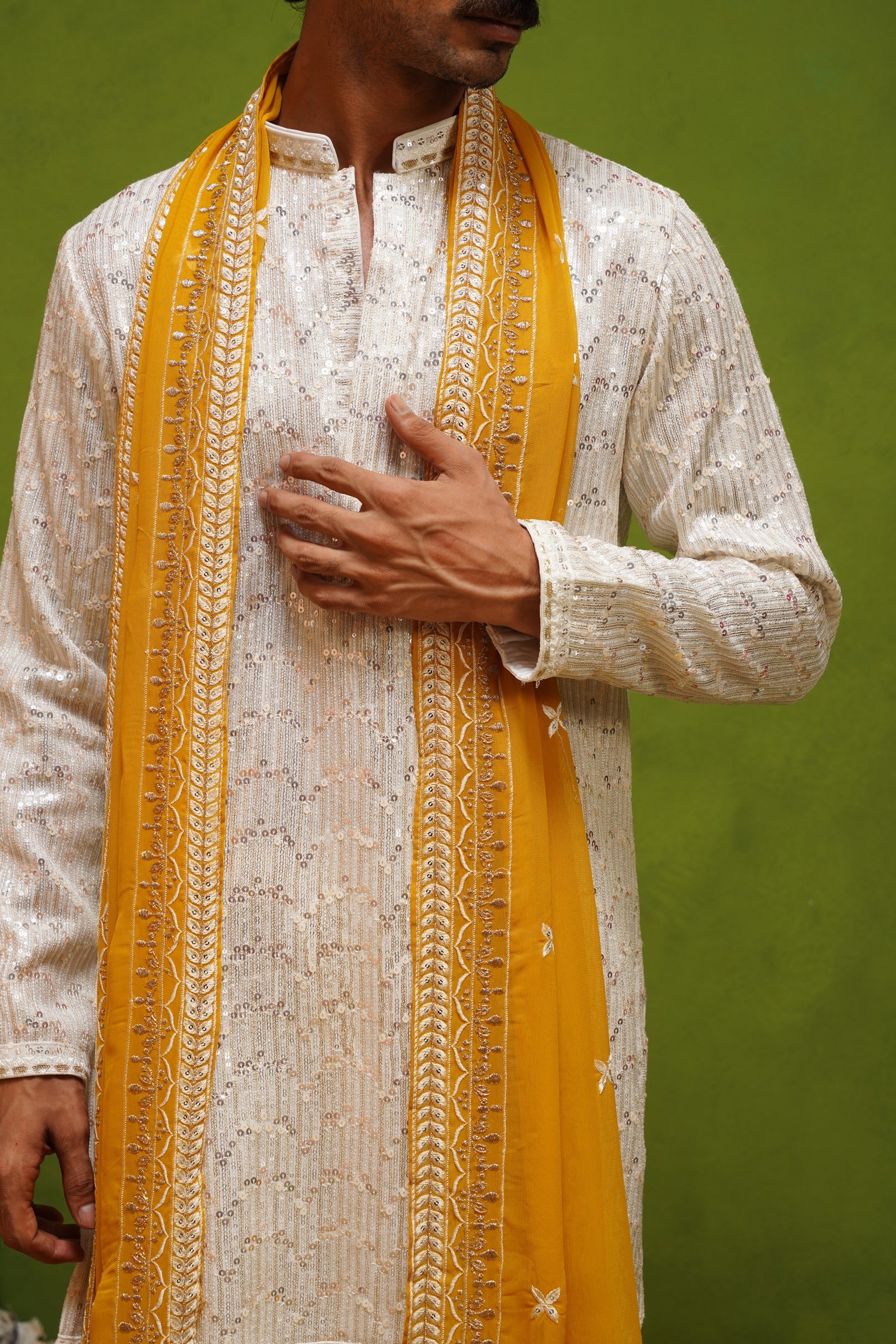 AMBER  IVORY SHORT KURTA SET WITH DUPATTA