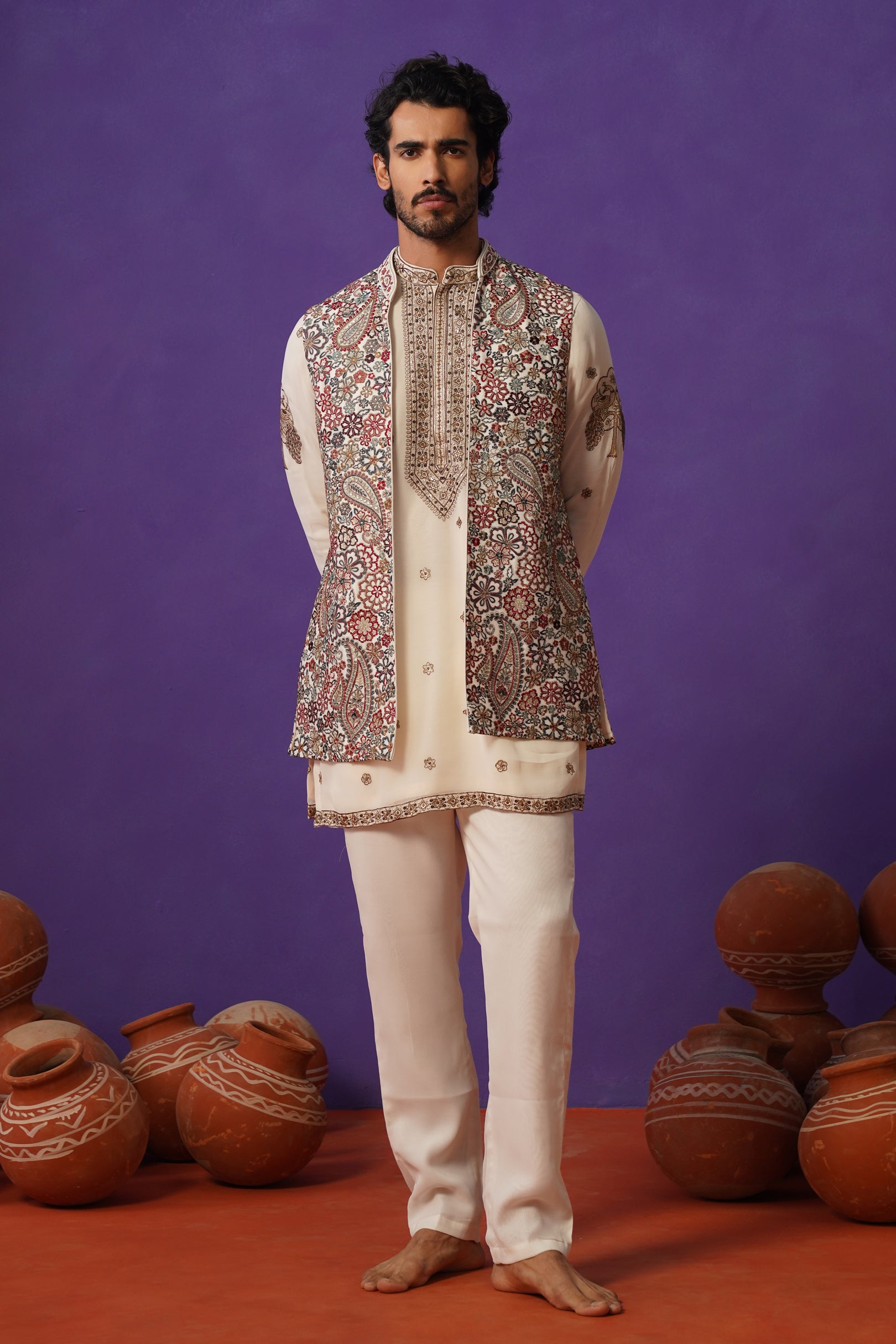 GAGAN IVORY SHORT KURTA JACKET SET