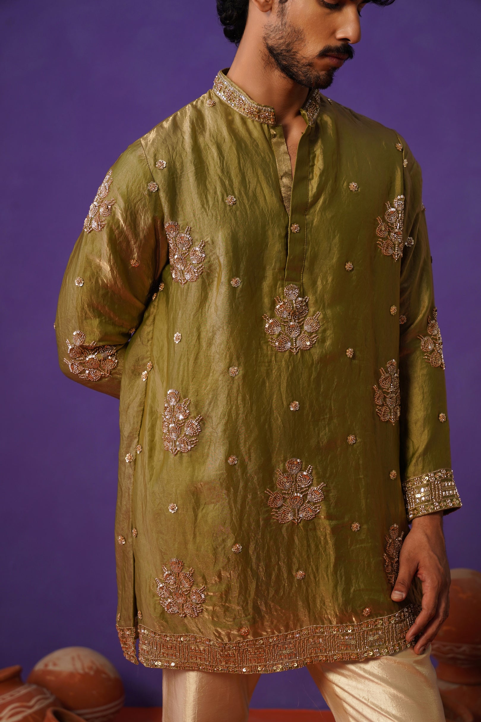 TAJ MEHENDI SHORT KURTA SET
