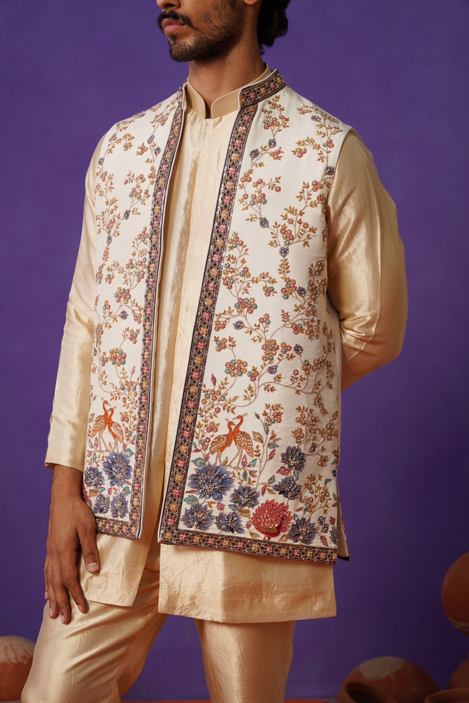 OJAS IVORY SHORT KURTA JACKET SET
